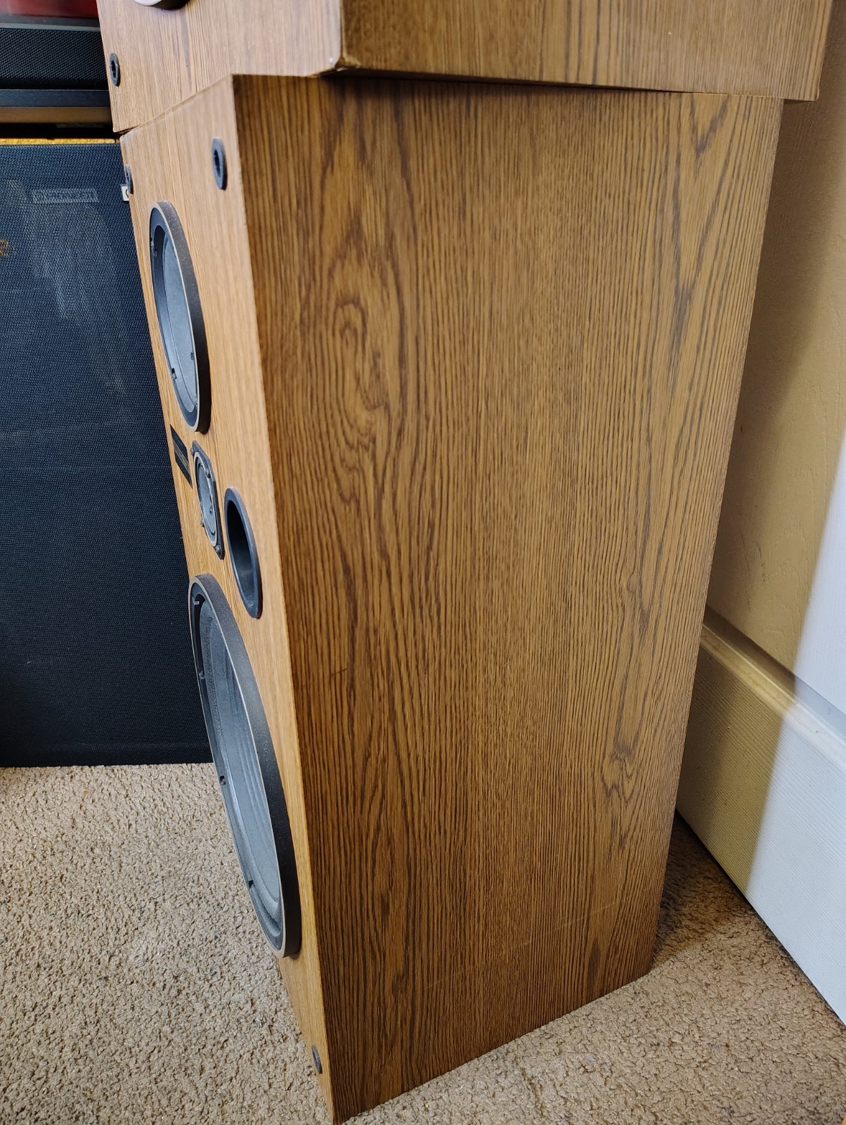 Pair of Vintage Pioneer CS-G303 3-Way Speaker System 120W 35-20 KHz 6ohm READ