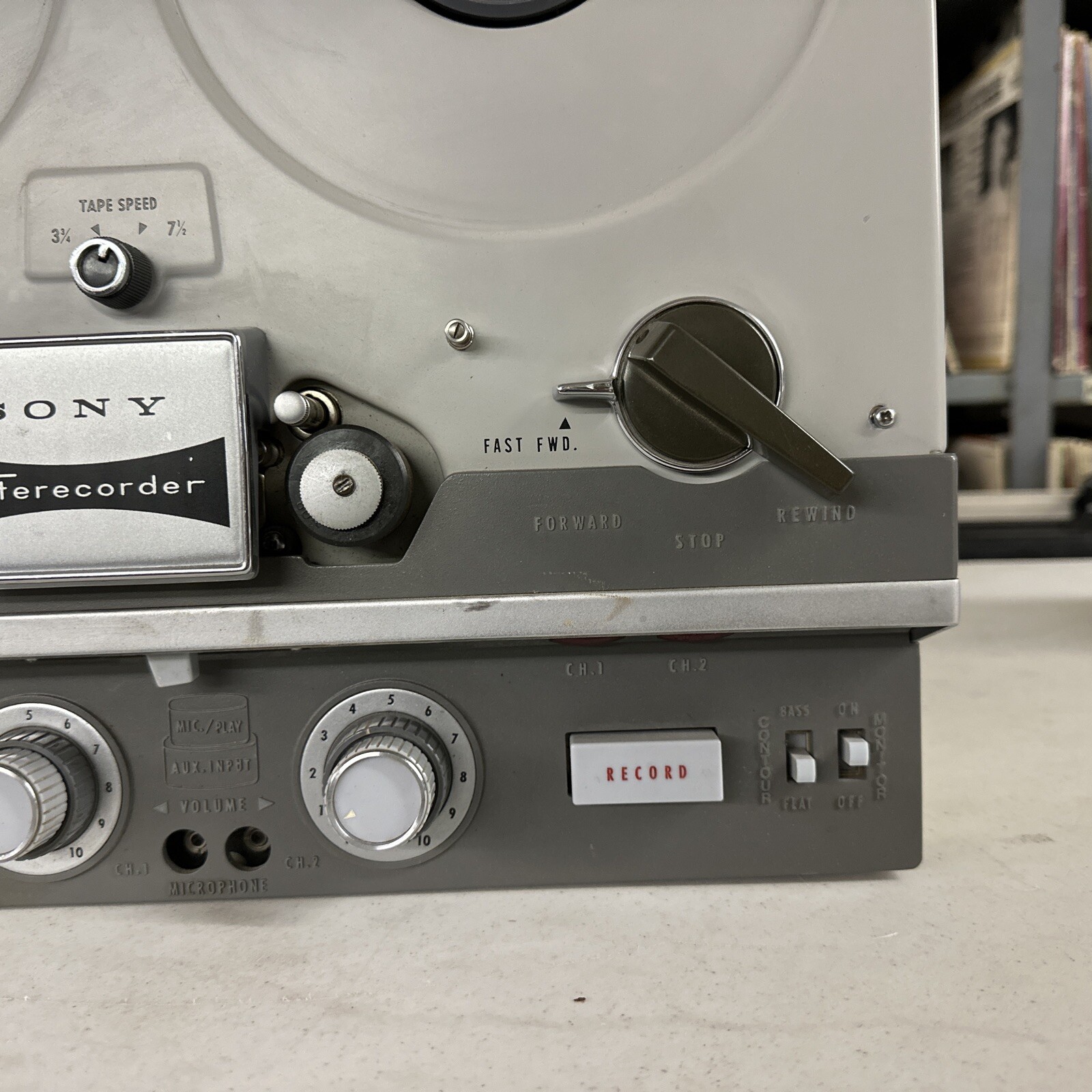 SONY REEL TO REEL TAPECORDER MODEL 300 VINTAGE 1963-1966 – UNTESTED