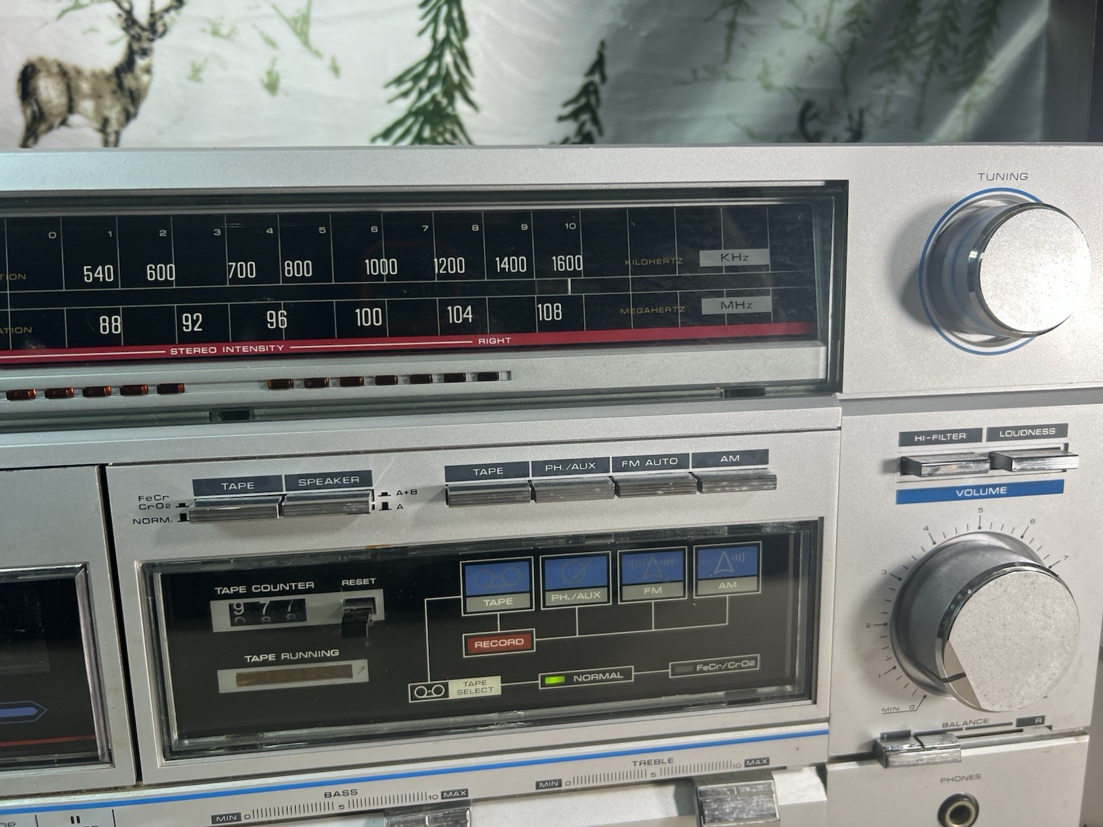 Vintage Soundesign 5642 Radio Tape Player/Recorder (2) 707S Wood Box Speakers