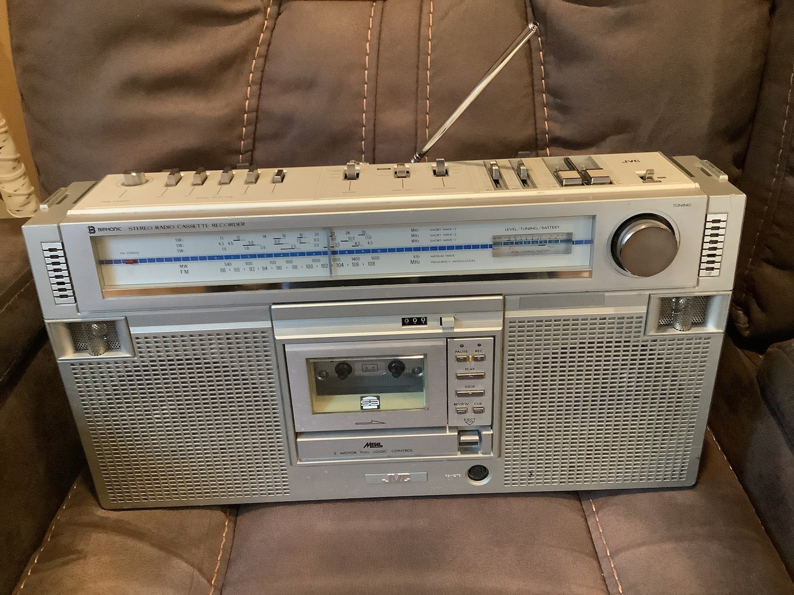 Vintage JVC Boom Box Model RC M60JW