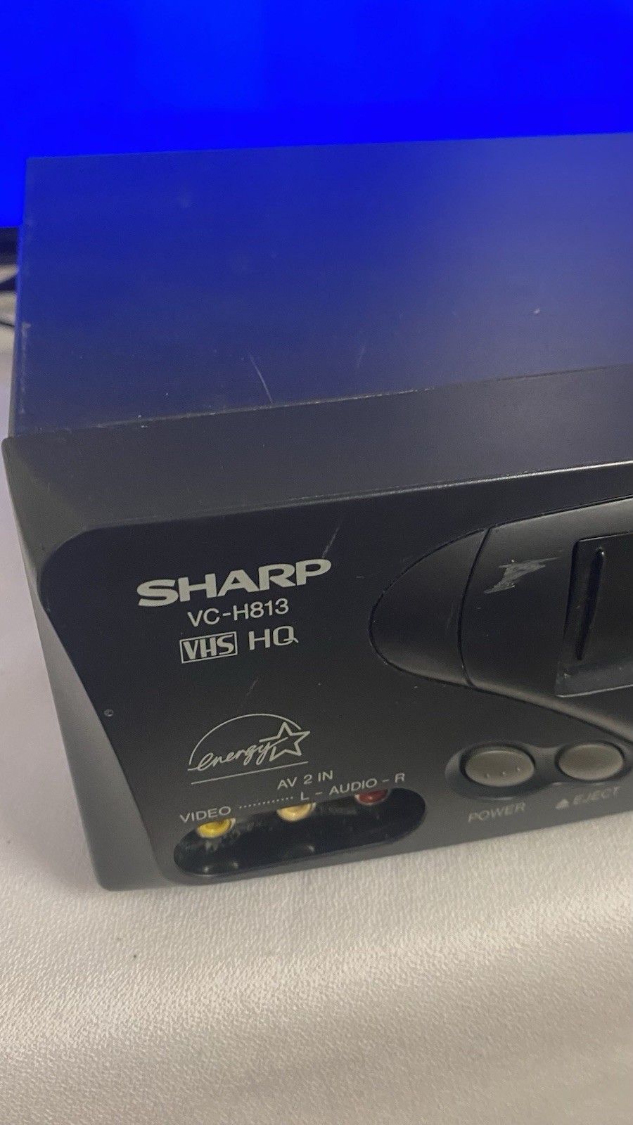 Sharp VC-H813U VHS HQ 4-Head Hi-Fi Stereo VCR Black. AS IS / FOR PARTS ONLY
