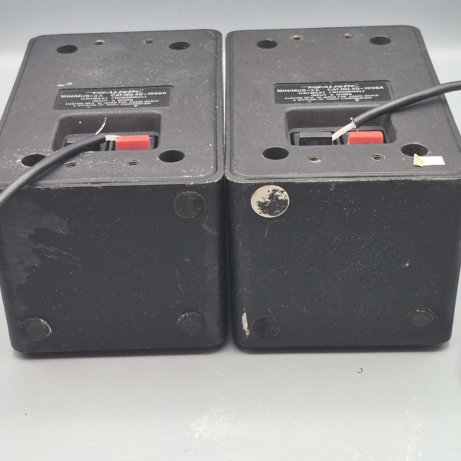 Vtg Realistic Minimus 3.5 Speakers 15W Input 8 Ohms 40-1996A Untested 3.5″ X 5″