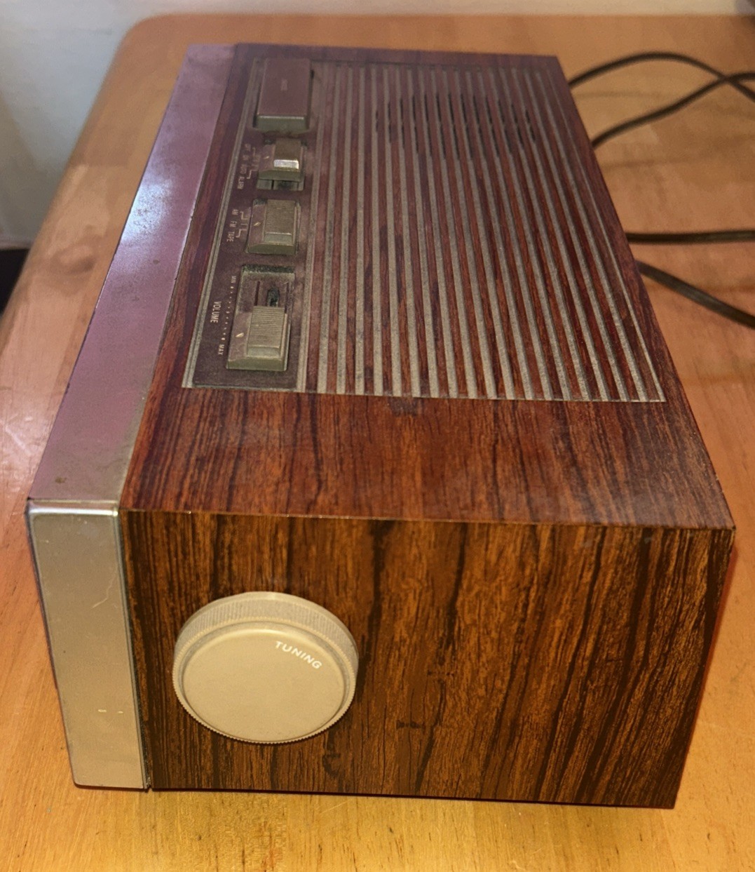 Stewart AM FM Vintage Electronic Clock Radio Cassette Player Model ST4895