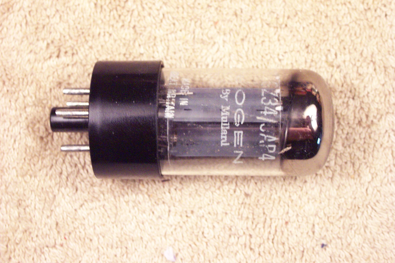 One, Mullard 5AR4 GZ34, fat base, dual getter, no notch, f31, 1959