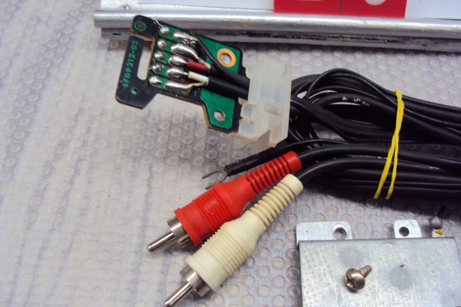 Technics SL-220 RCA Plugs, Ground Wire, & Cartridge Interface. P/N SFDP212-02