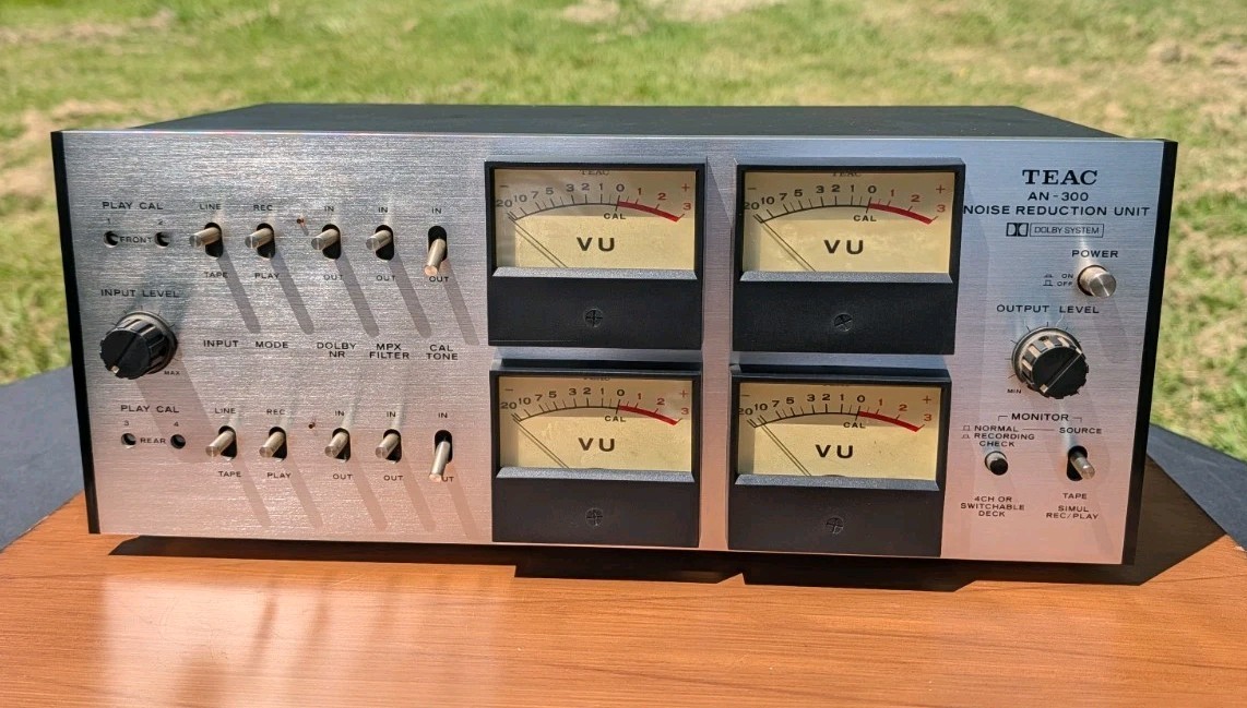 TEAC AN-300 Dolby Noise Reduction Unit for Vintage Recording Classic *Read