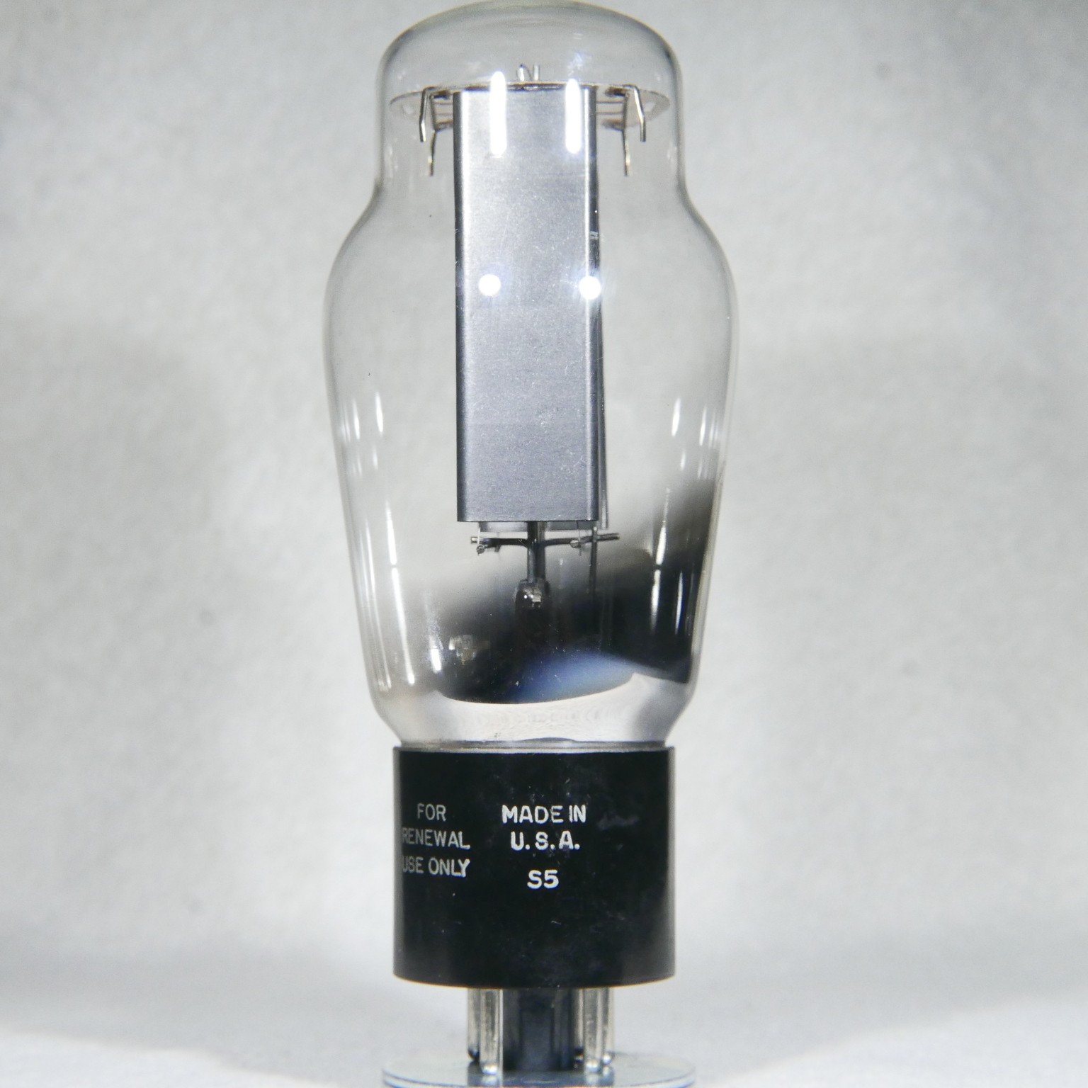 RCA 5U4G Hanging Filament Bottom Getter Smooth Black Plate USA 1942