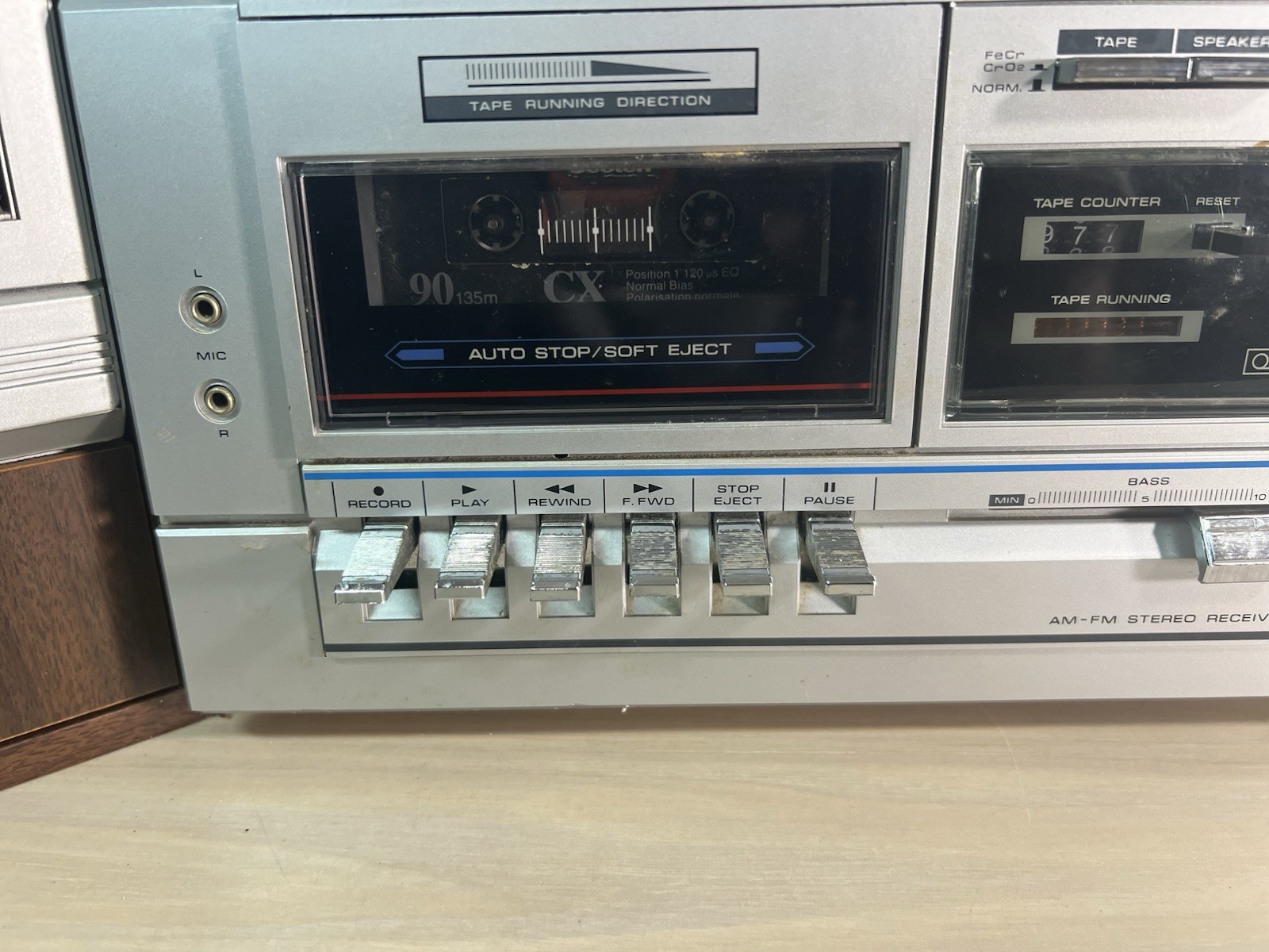 Vintage Soundesign 5642 Radio Tape Player/Recorder (2) 707S Wood Box Speakers