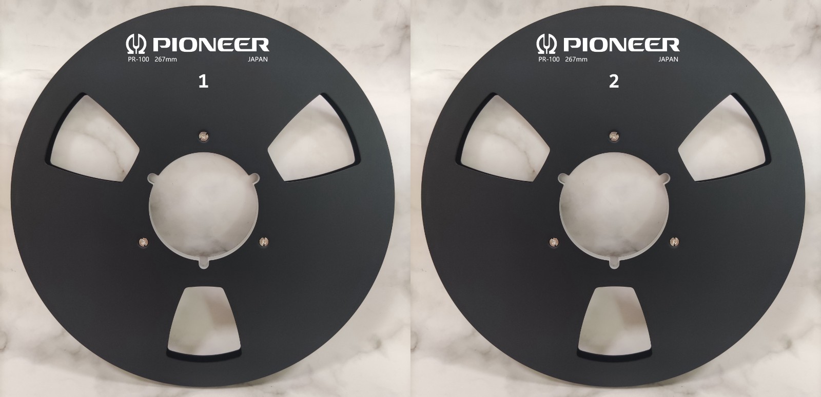 One Pair 10.5” silver Pioneer Tape reel High Quality Aluminum Take Up Reel