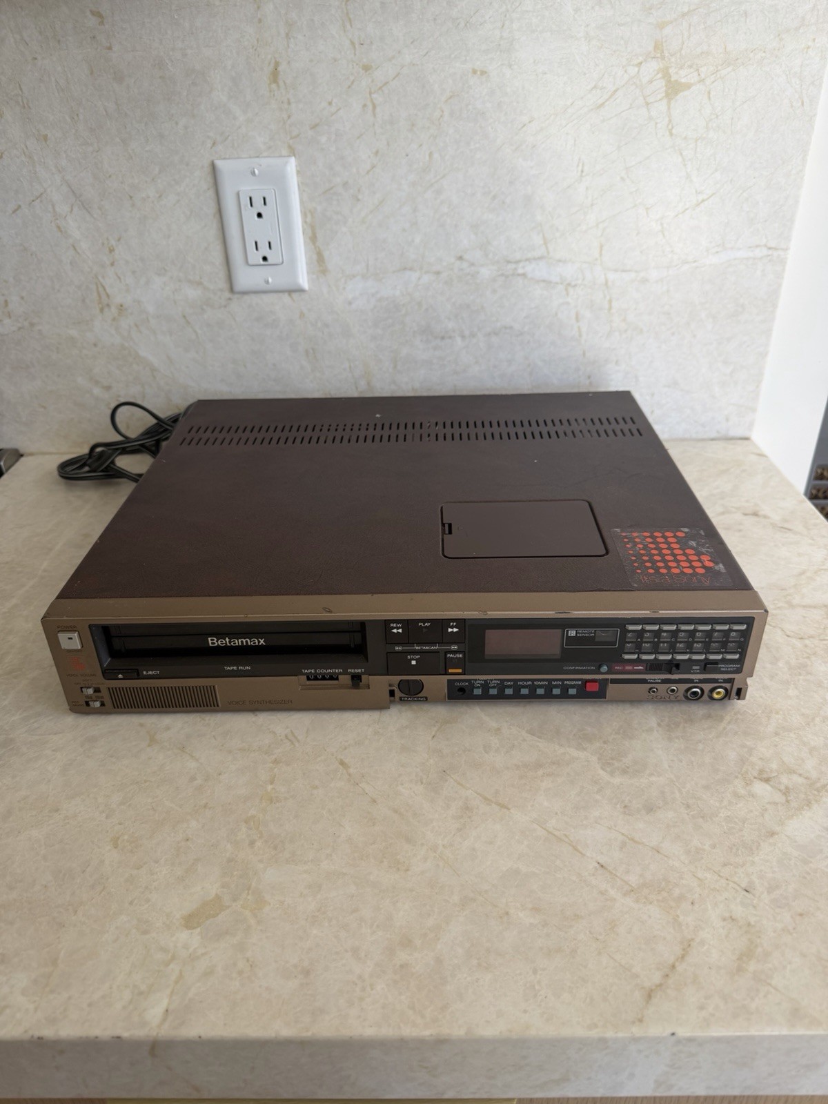 Vintage Sony Betamax VCR SL-2410 BETA Video Cassette Recorder Working