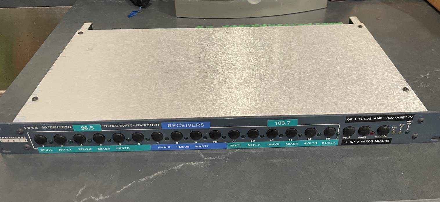 Broadcast Tools 16×2 Sixteen Input Dual Output Stereo Switcher/Router – Read