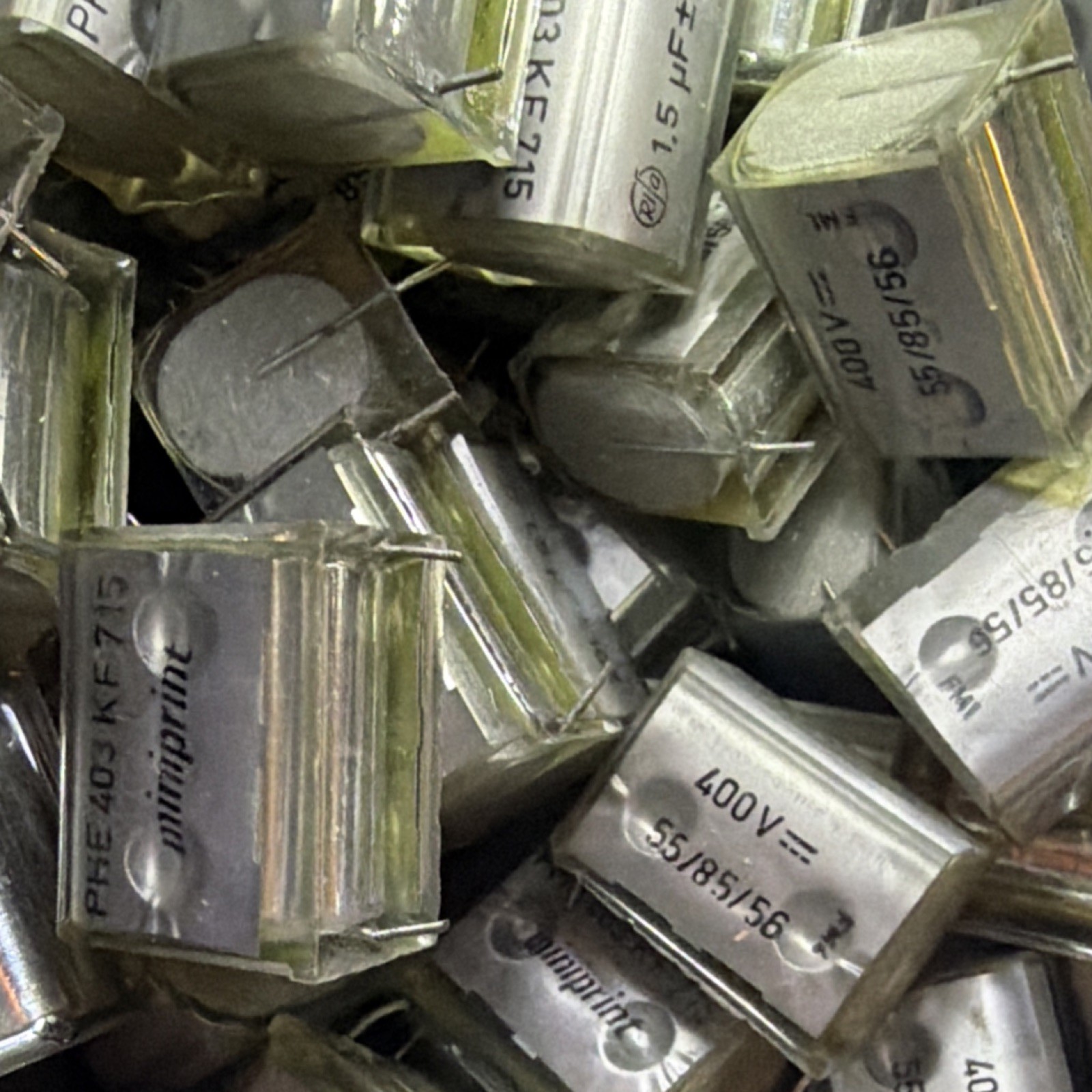 (100x) RIFA Film Box Capacitors PHE403KF715 1.5uF 400V