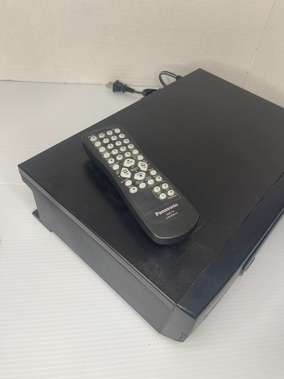 (Fully Works) Panasonic Omnivision 4-Head VHS VCR with Universal Remote