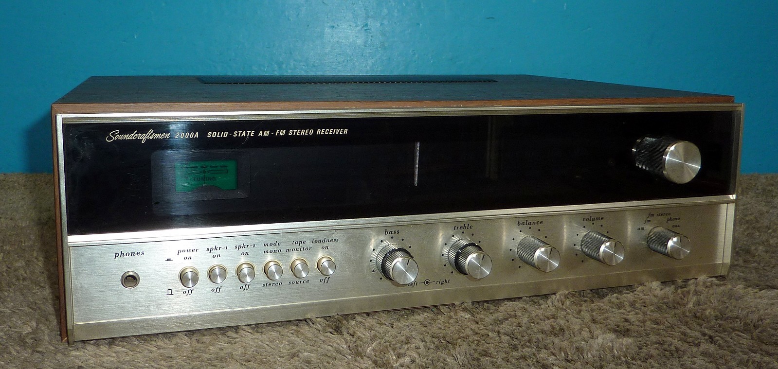 Soundcraftsmen 2000A AM/FM Stereo Receiver Great Condition & Working