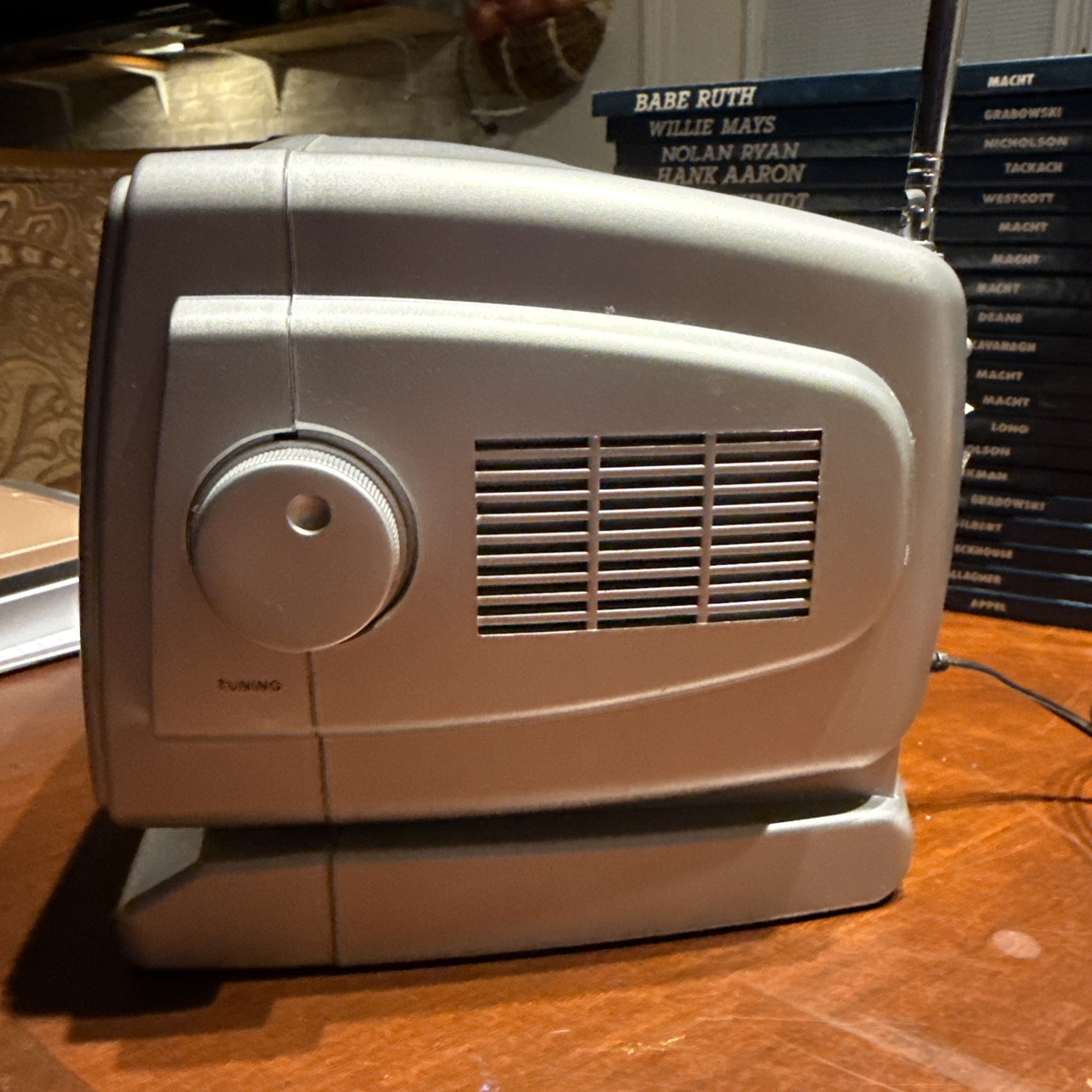 COBY CX-TV1 Portable 5″ Black & White Television – AM/FM Radio
