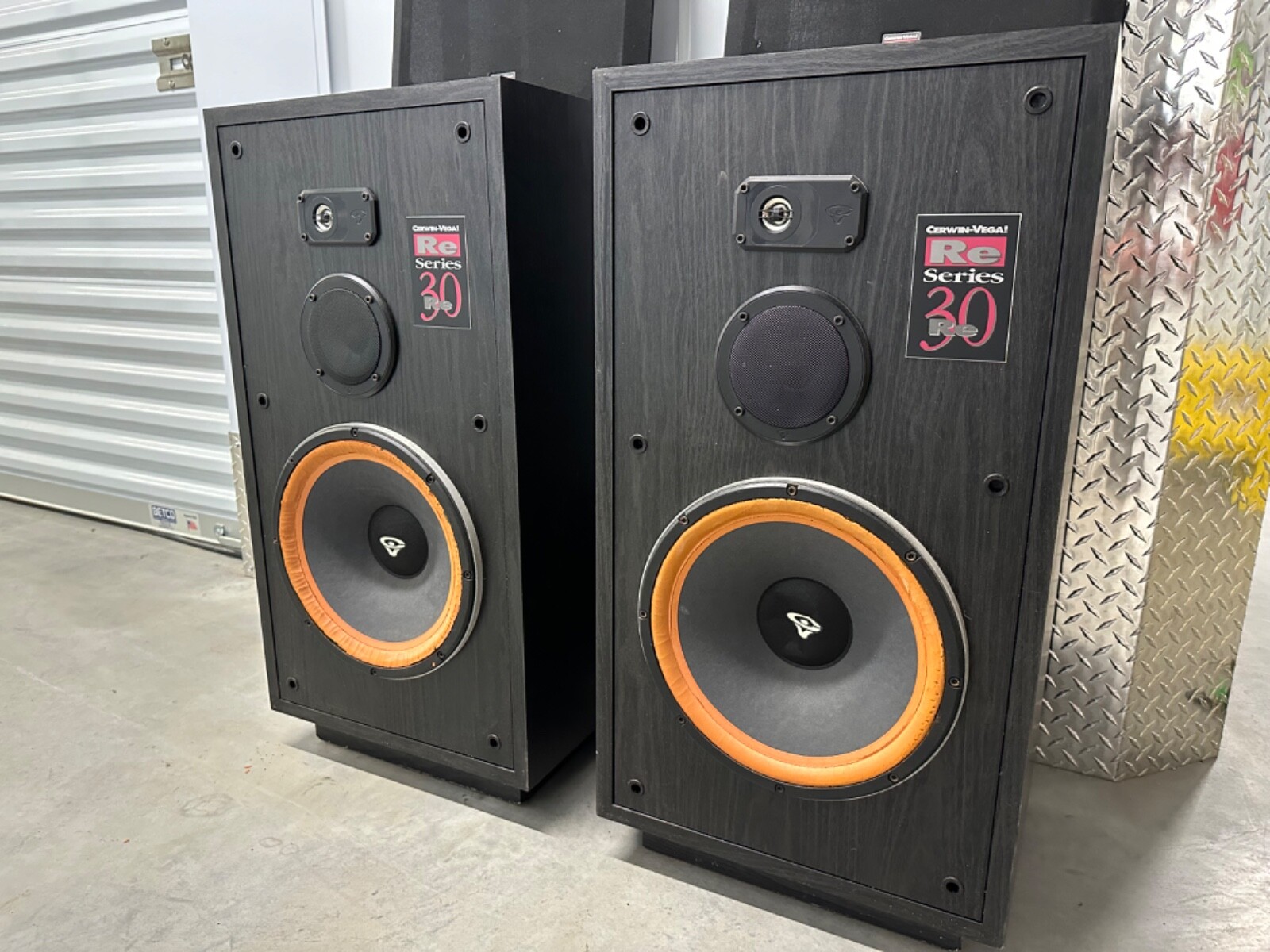 Vintage Cerwin Vega RE-30 Large 3-way Floor Speakers