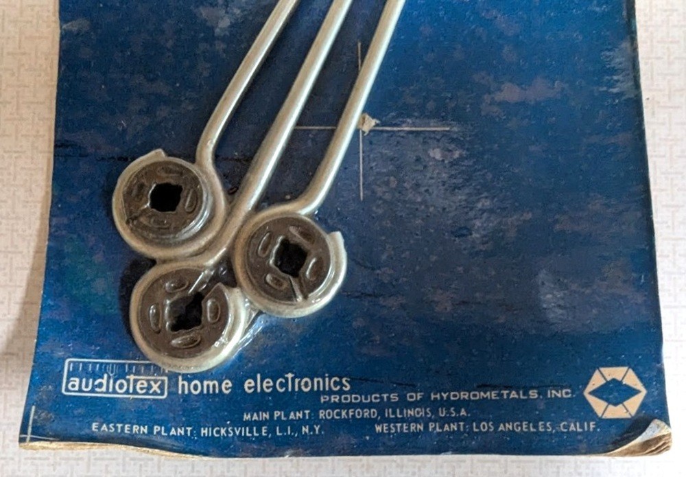 Vintage Audiotex TV Antenna 7 1/2″ Wood Screw Type Wire Holder Standoffs USA NOS