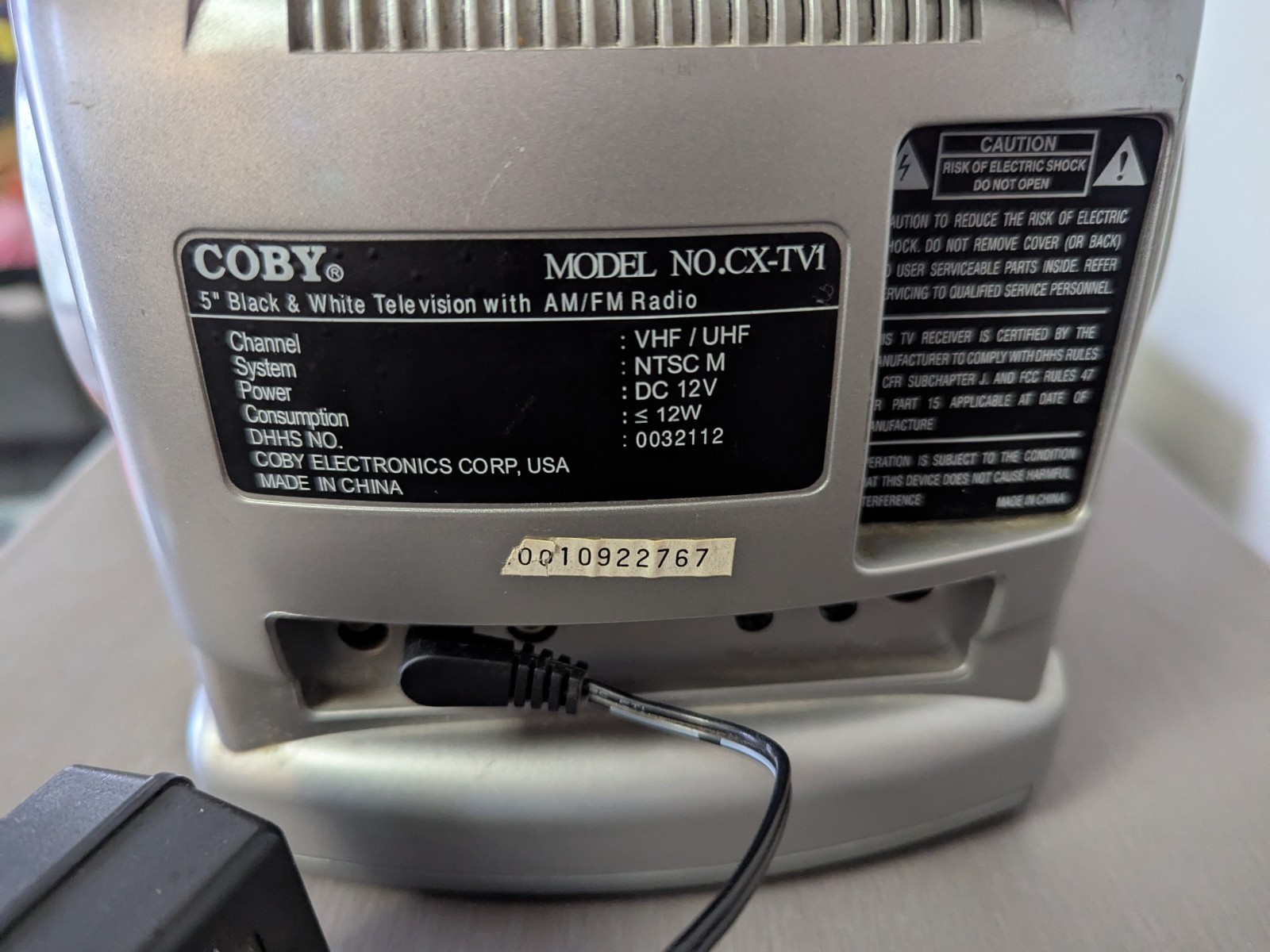 COBY CX-TV1 Portable 5″ Black & White Television w/ CV AM/FM Radio