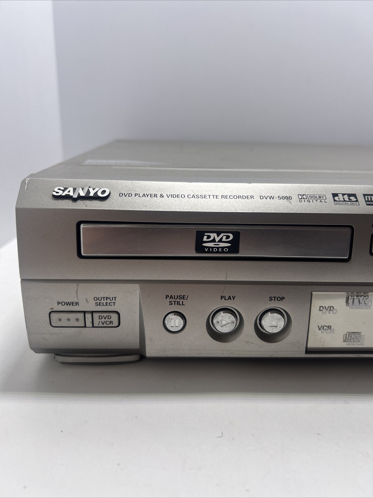 Sanyo DVW-5000 VCR DVD Player Combo Unit no Remote Tested and Working