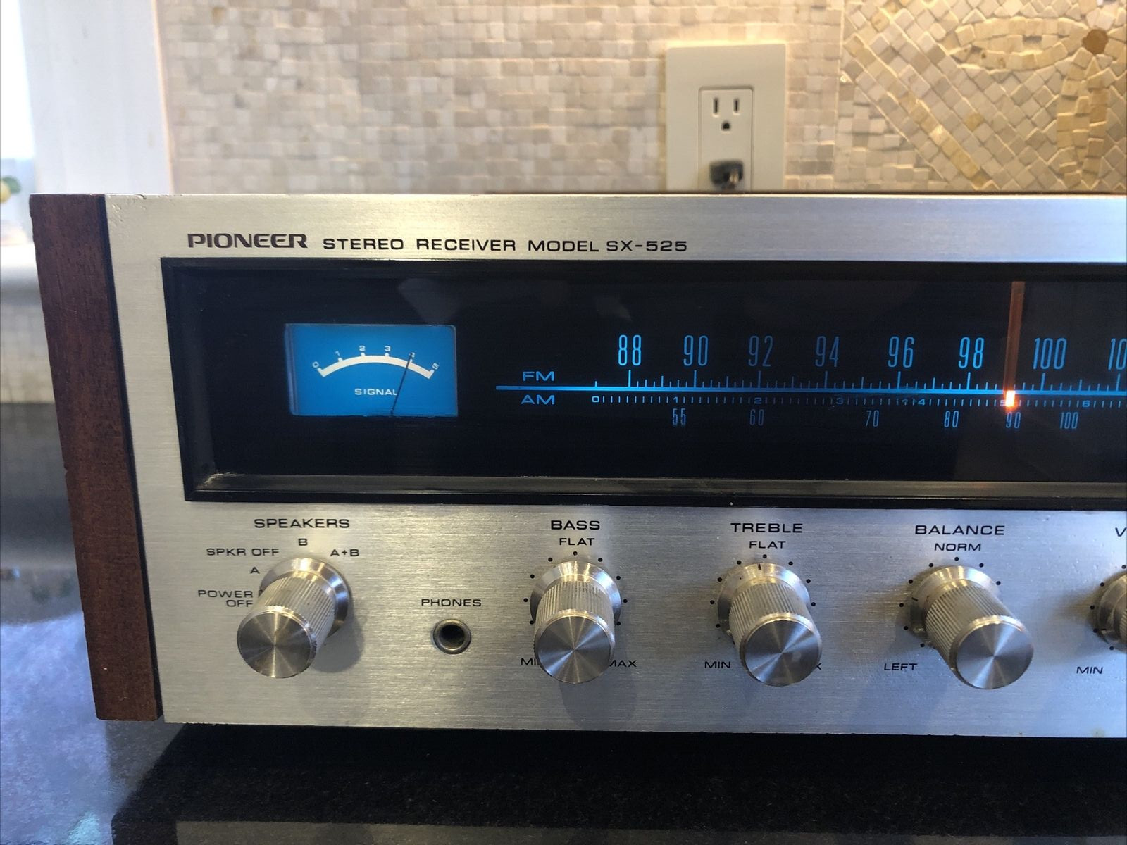 Pioneer SX-525 AM/FM Stereo Receiver Perfect Working Condition