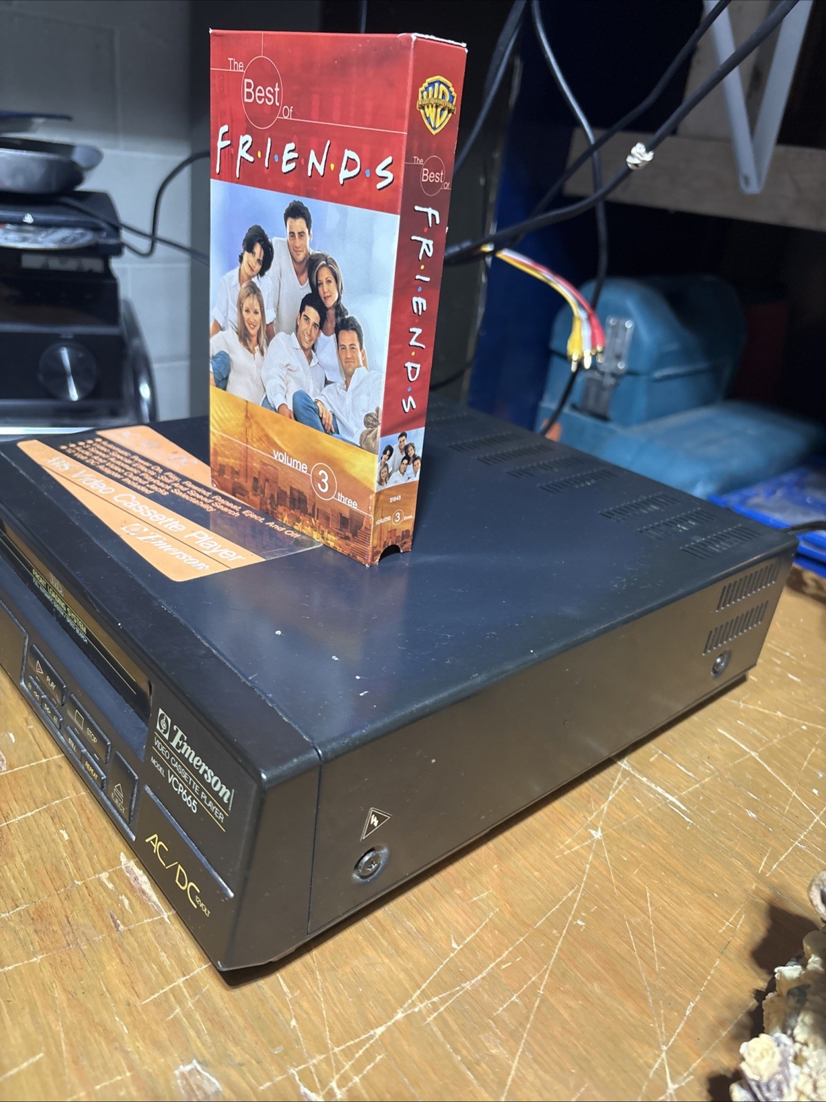 Emerson VCP665 VHS Video Cassette Player Front Loading System AC/DC 12V