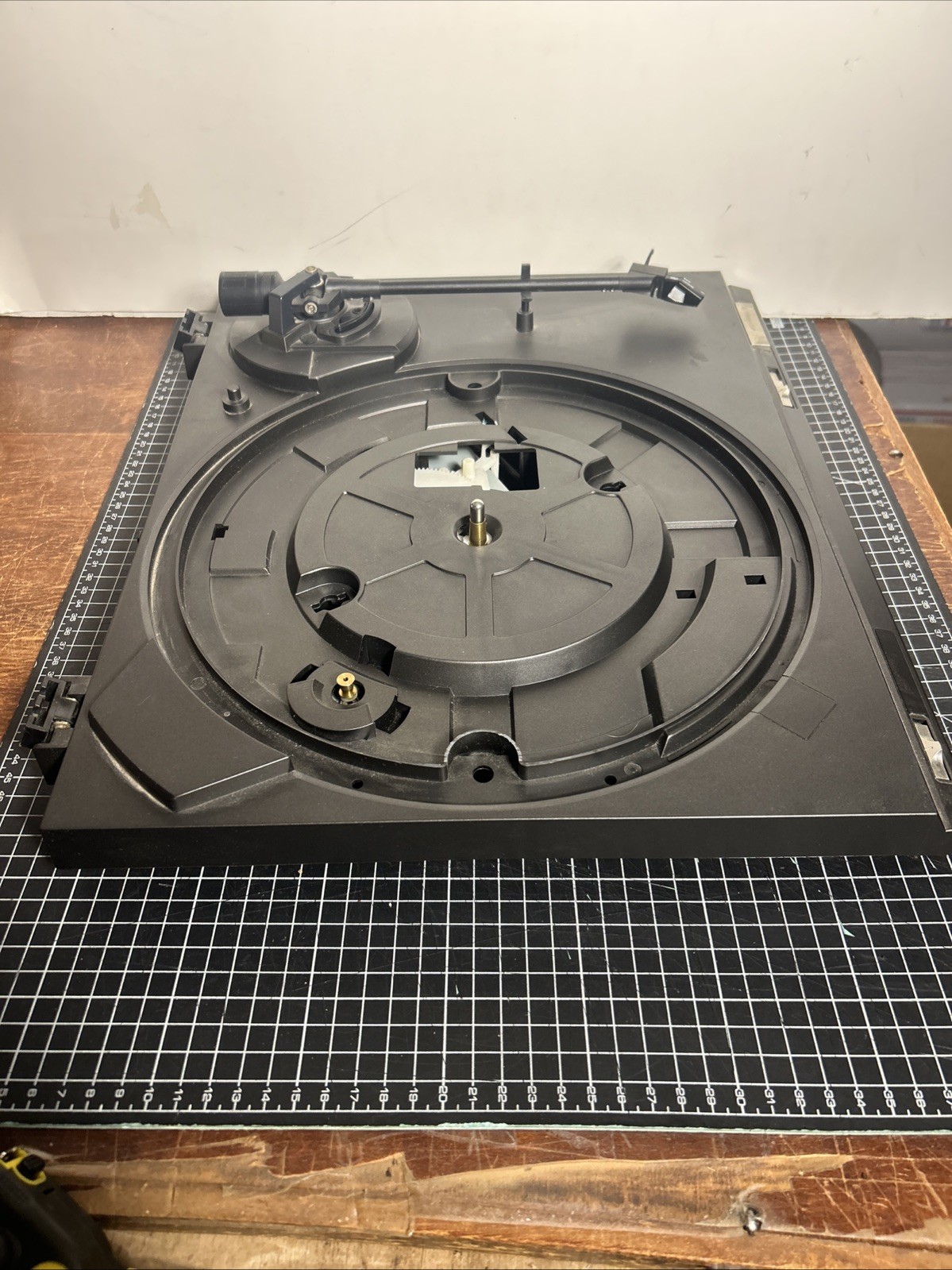 Technics DC SERVO Automatic Turntable System SL-BD20D Parts Or Repair