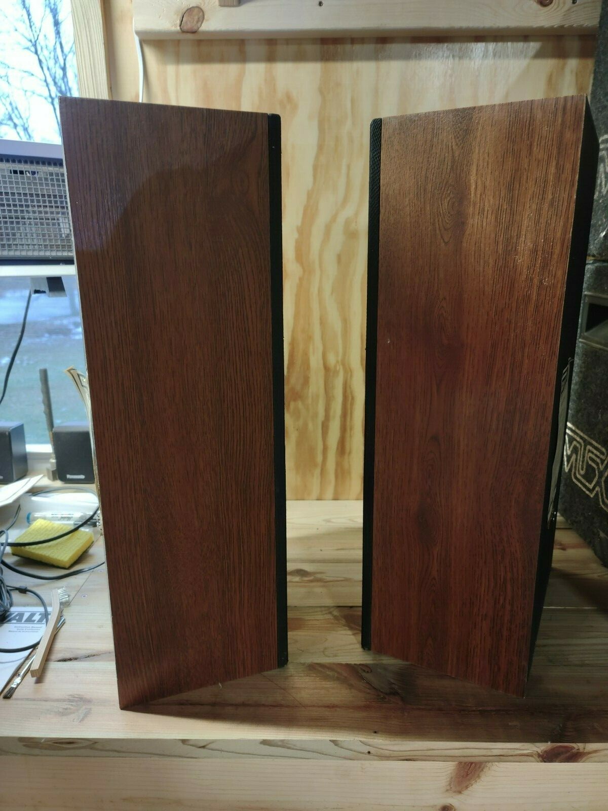 FISHER SM-332 3-WAY SPEAKER, 2 EACH, USED, IN GOOD CONDITION, SOLD AS IS.