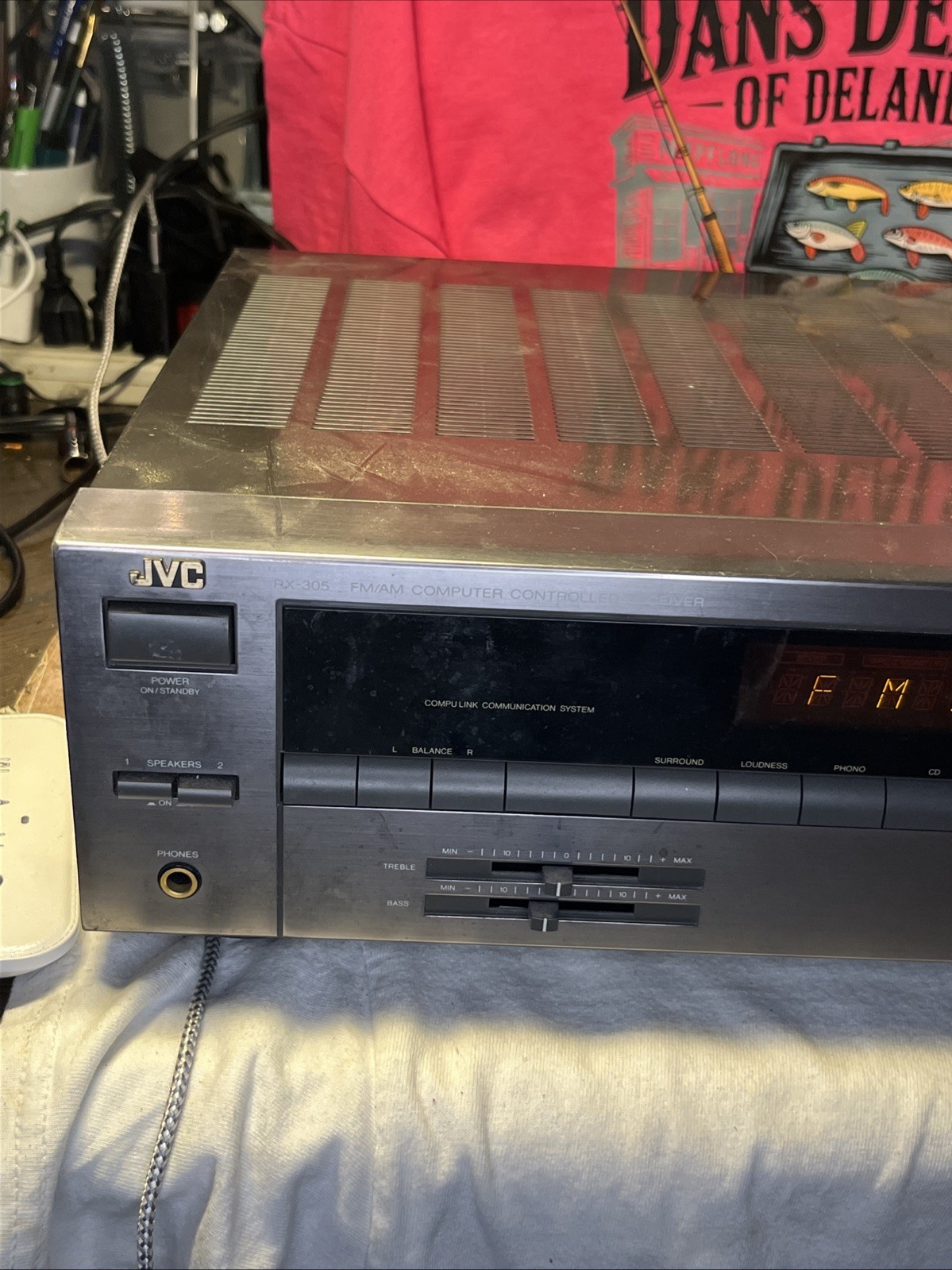 Vintage JVC RX-305 computer-controlled stereo receiver in good working condition