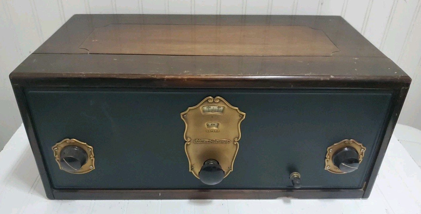 Antique 1926 Stewart Warner Model 345 Tube Battery Radio Wooden Cabinet Untested