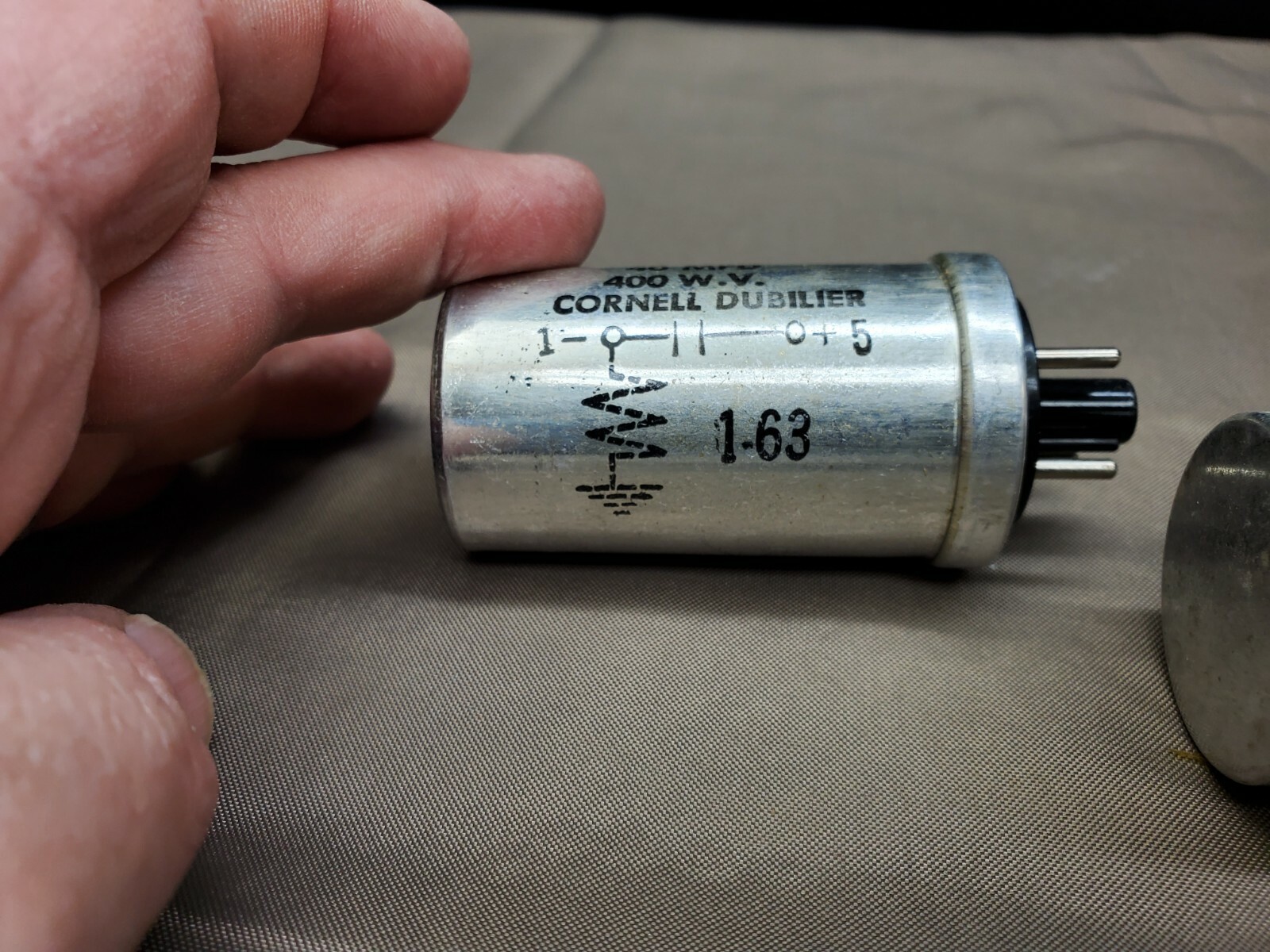 2 NOS Vintage Cornell Dubilier Can Capacitor 40 MFD 400 WV #CE51 C400Q