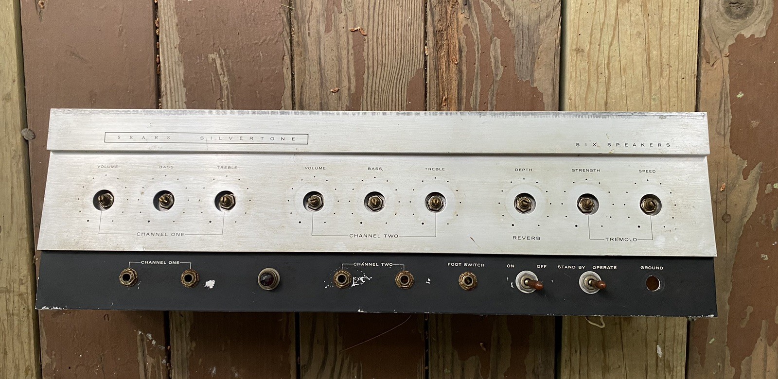 1960’s Silvertone 1485 Chassis
