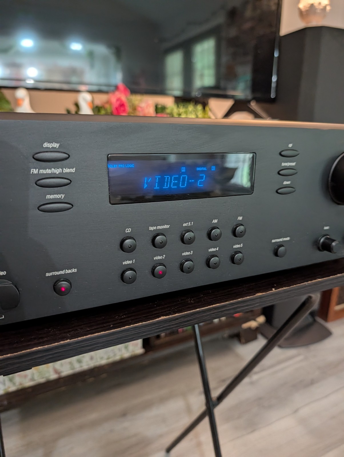 ADCOM GTP-830 Surround Sound Processor Preamplifier 120/240v W/Remote And Box