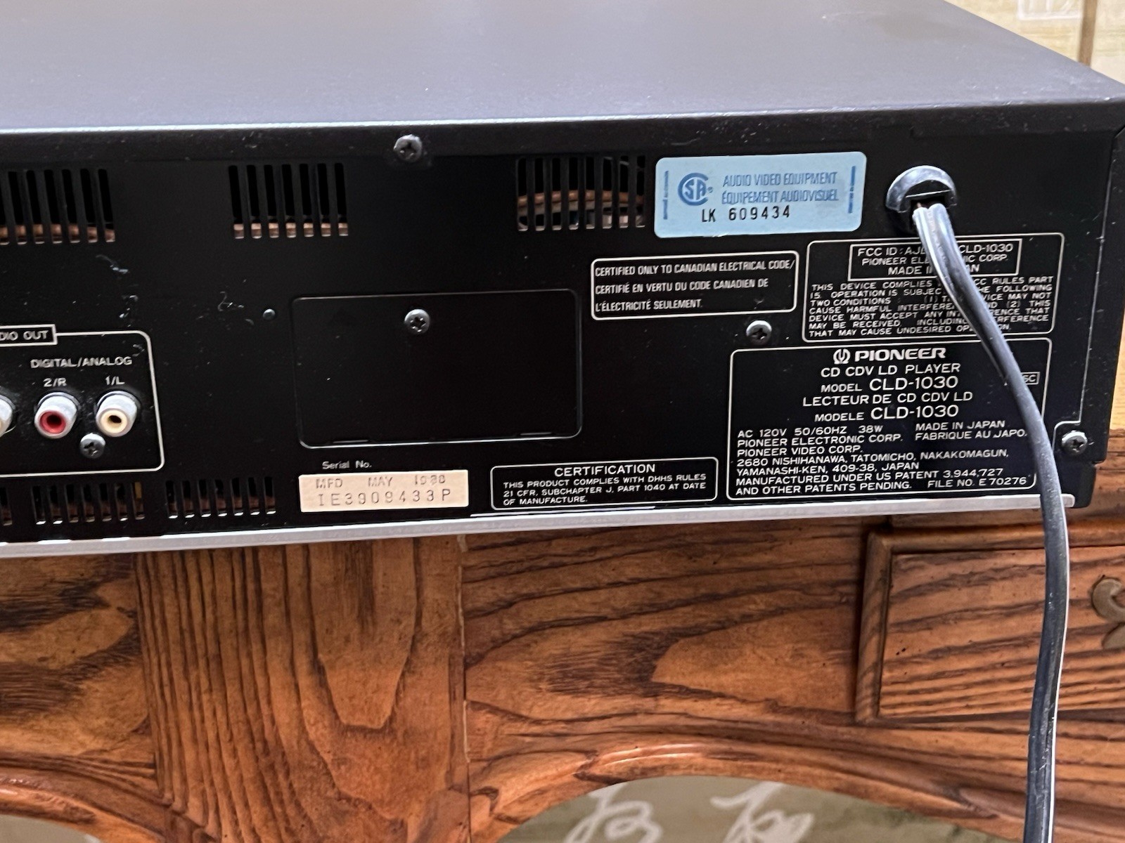 Pioneer CLD-1030 Vintage LaserDisc CD CDV Player Tested Super Clean No Remote
