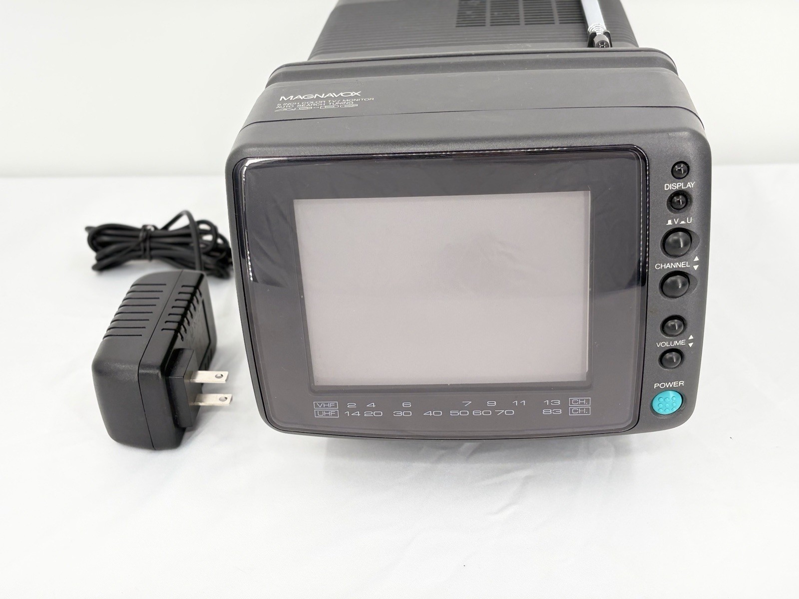 Magnavox 5 Inch CRT Color TV Monitor & Cord RD0510 C102 ~ Tested ~ Retro Gaming