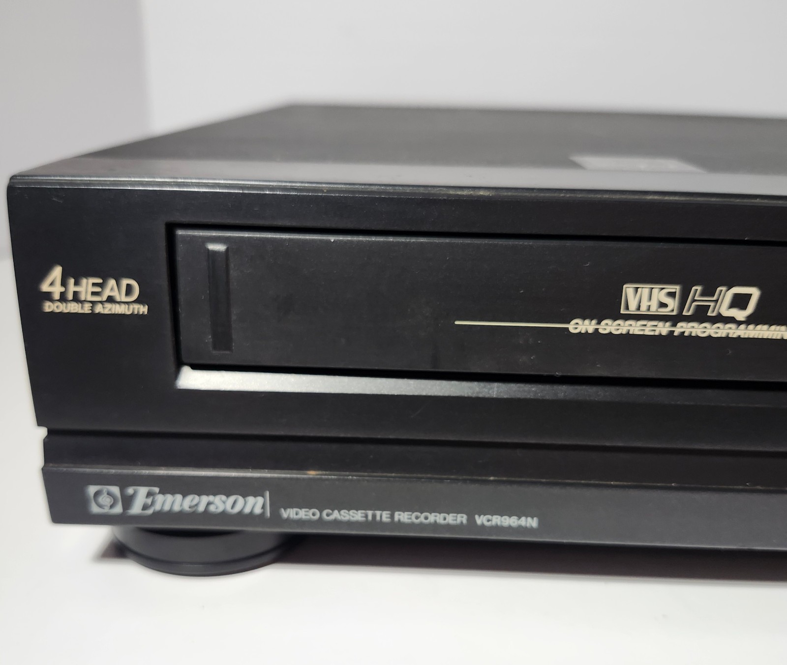 Emerson VCR964N 4-Head VHS VCR Player FOR PARTS Powers On