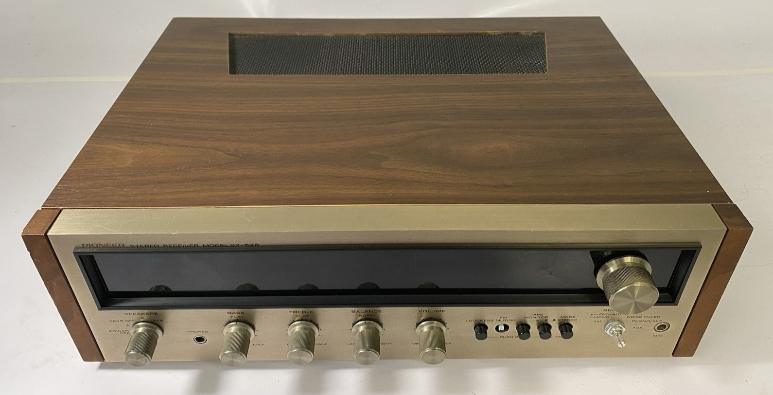 Vintage Pioneer Model SX-525 Stereo Receiver – WORKING *READ*