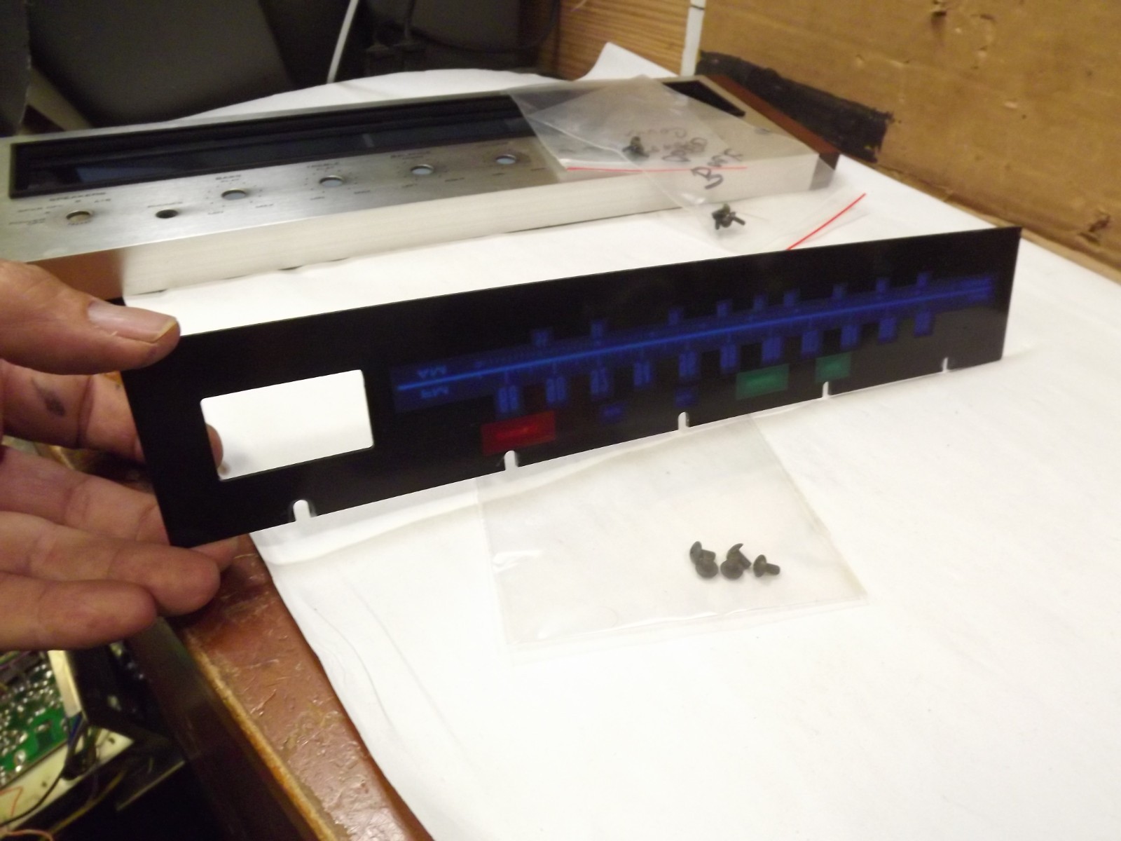 pioneer sx 525 receiver part Tuning scale w/ Top Screws