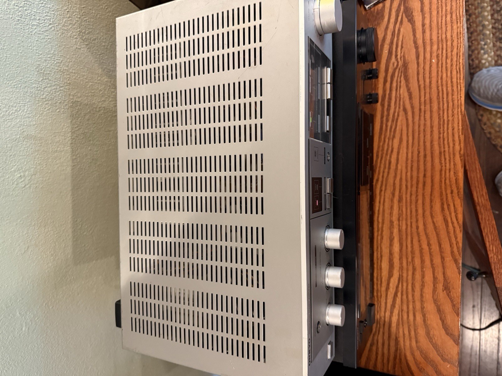 Onkyo A-22 Integrated Stereo Amp– Made in Japan – Tested & Fully Functional