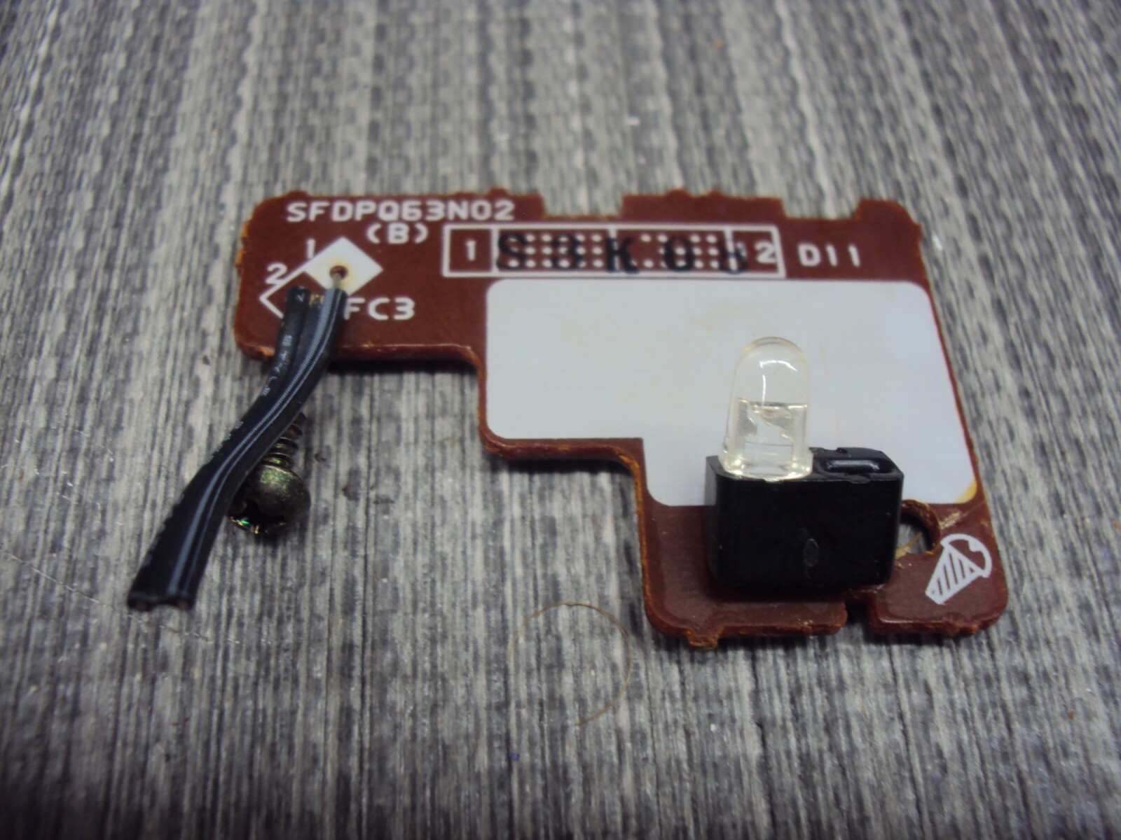 Technics SL-Q300 Turntable Strobe Lamp Board. Tested. Parting Out SL-Q300.