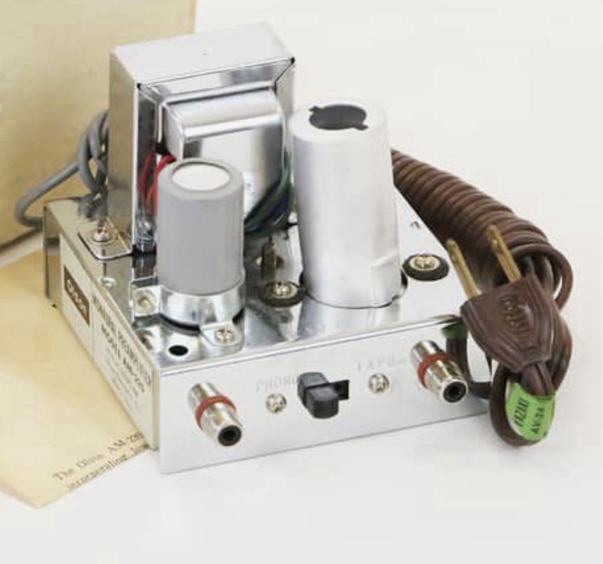BRAND NEW Vintage Olson AM-220 Tube Mono Phono Pre Amplifier PreAmp In Box
