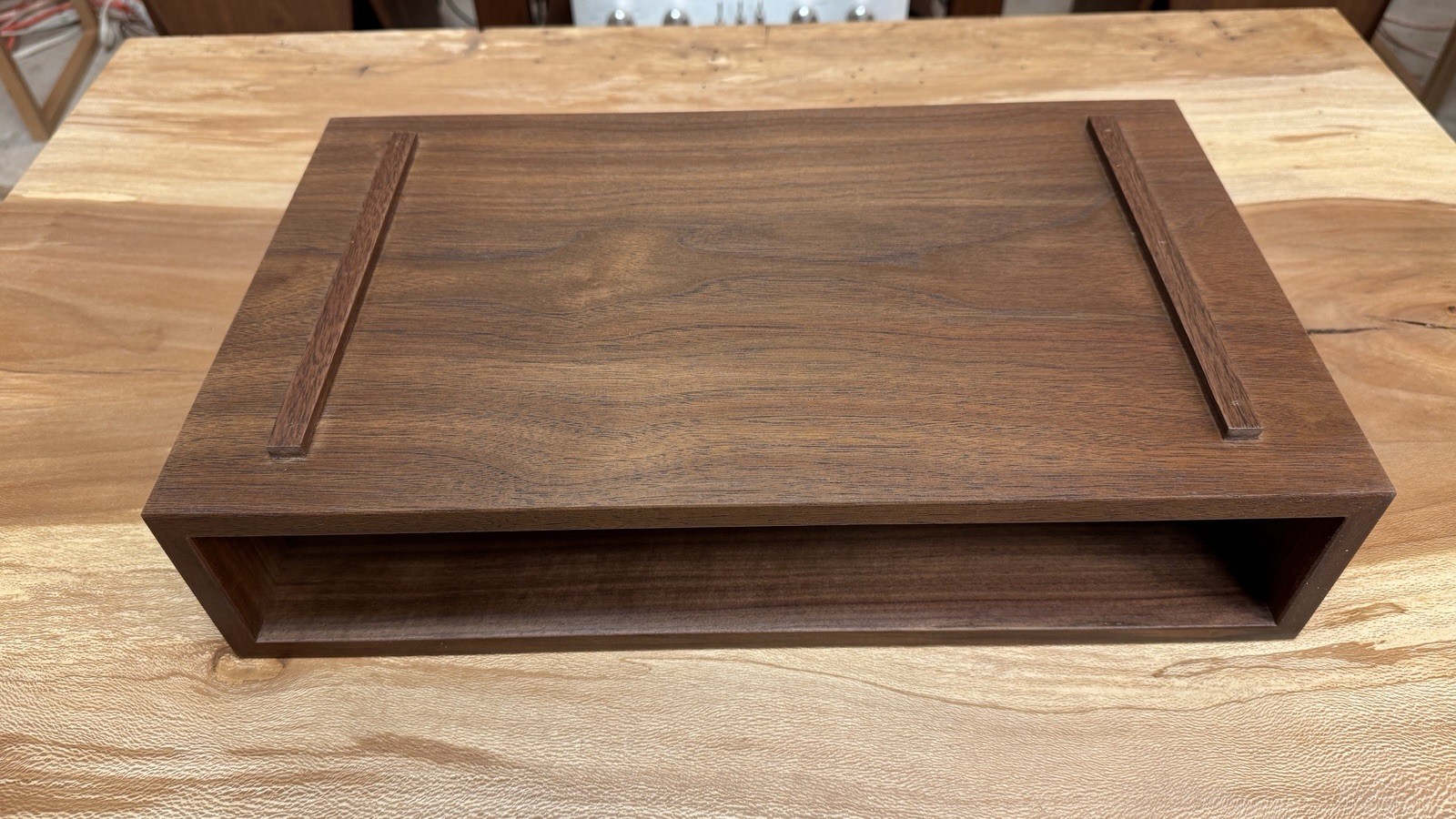 McIntosh L101 Solid Walnut Cabinet for MQ101 (Pre-Order)