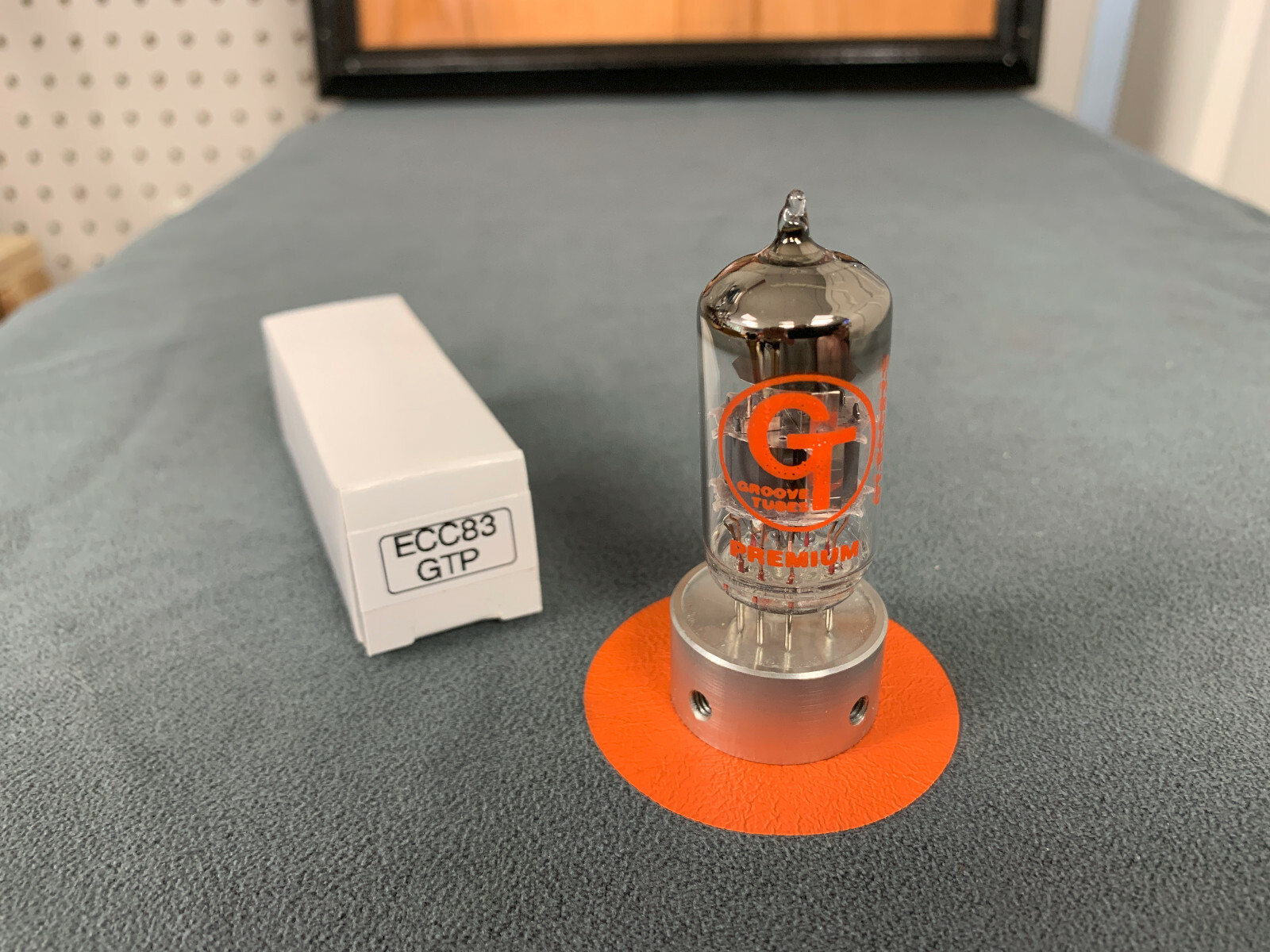 1X Groove Tube 12AX7 / ECC83 – Amplitrex Verified – 30 Day Returns