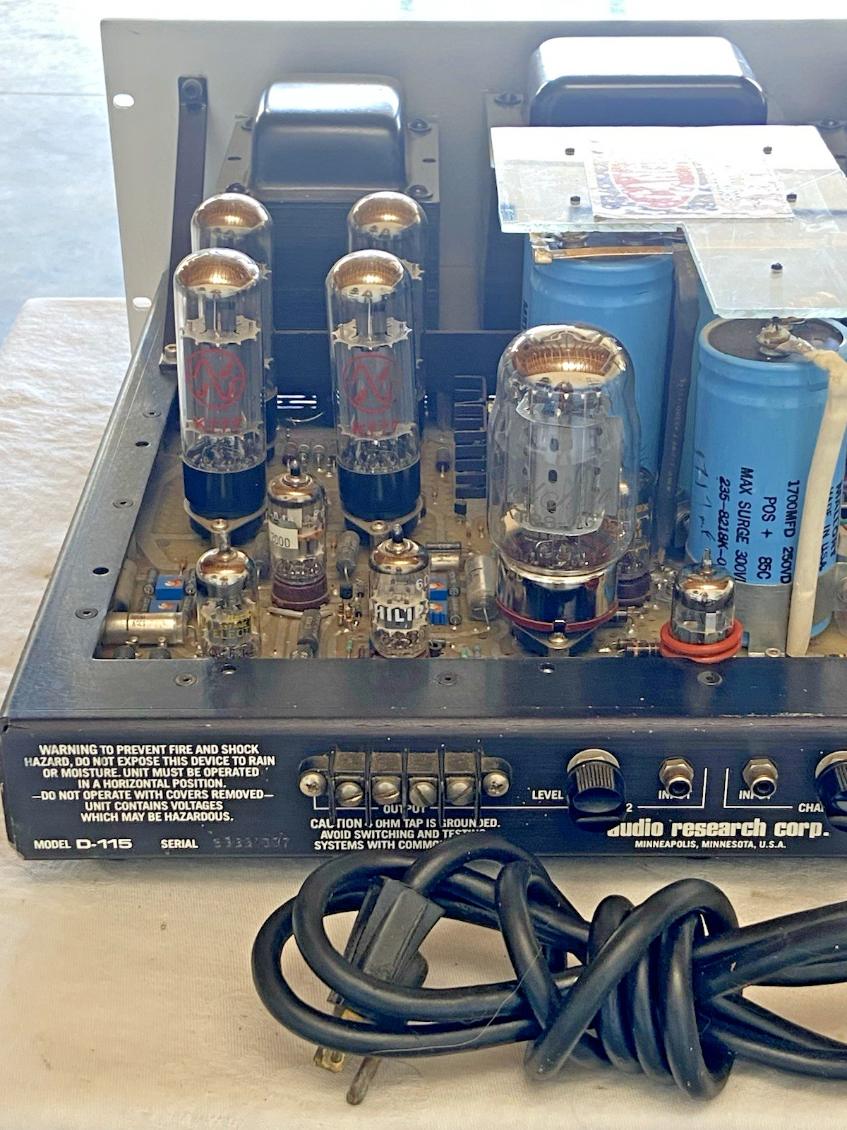 Audio Research D-115 Power Amplifier