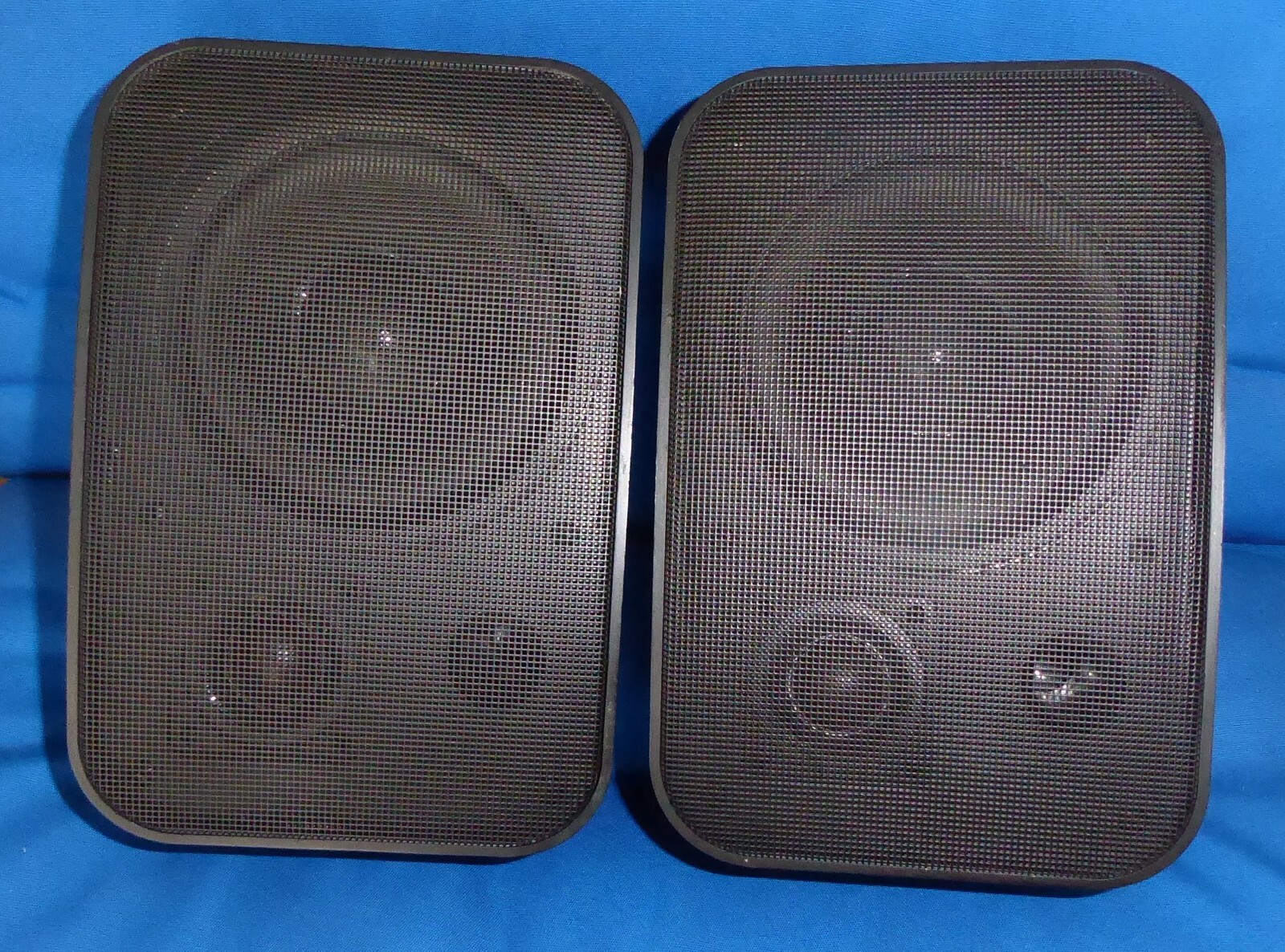 Hitachi HSA-56R Bookshelf 2-way Speaker Pair