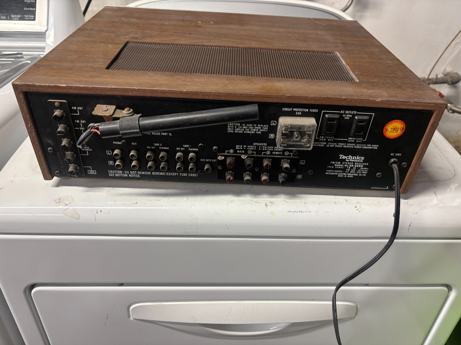 Technics AM/FM Stereo Receiver SA 5550 AM/FM Stereo Receiver (1975) Vintage