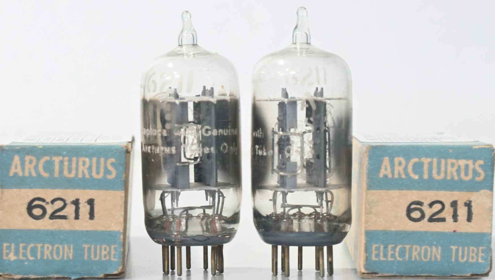6211 ARCTURUS nos tube UNited States preamp test strong balanced