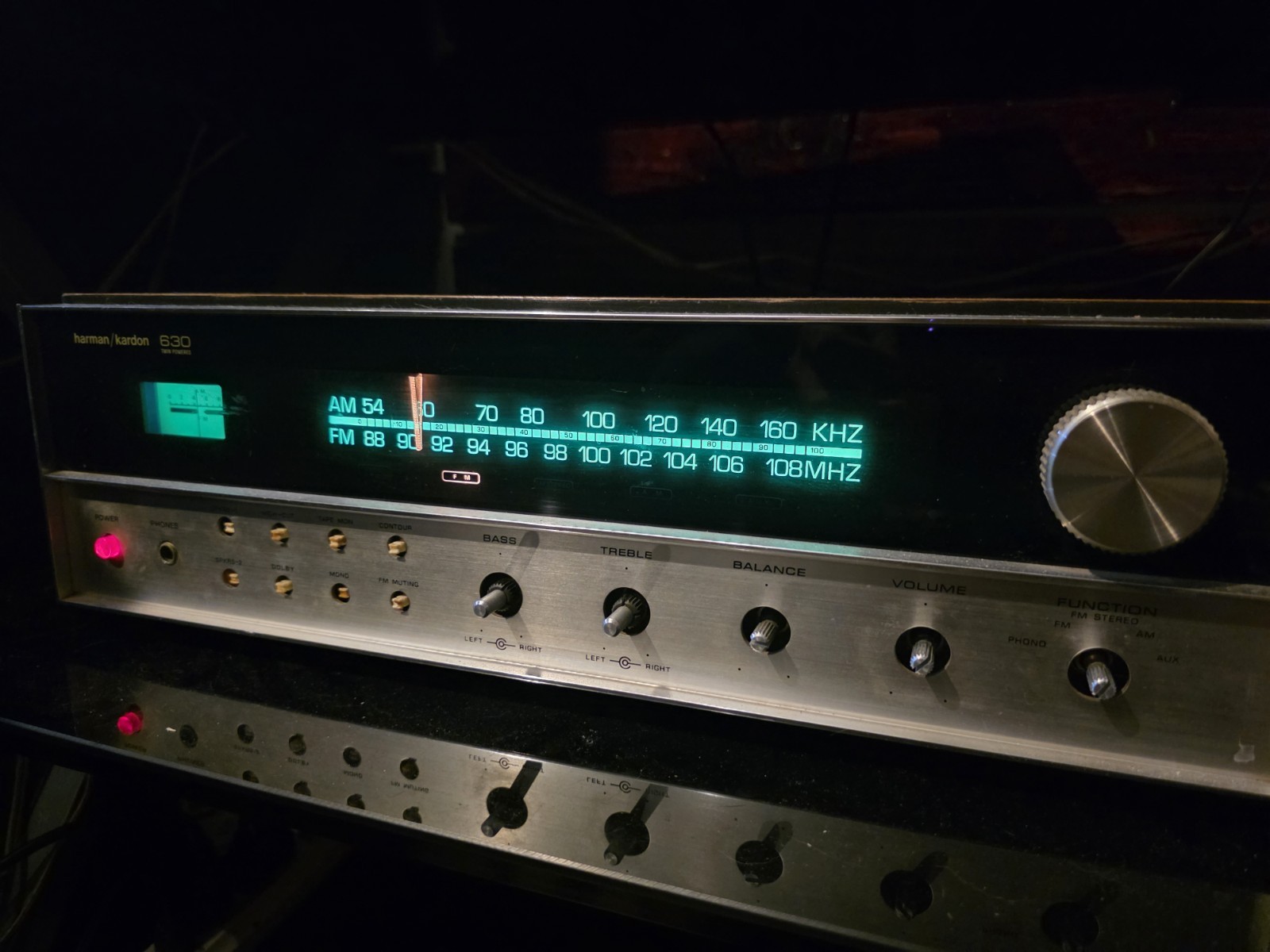 Harman Kardon HK 630 Twin Powered Reciever. Powers On May Need Service