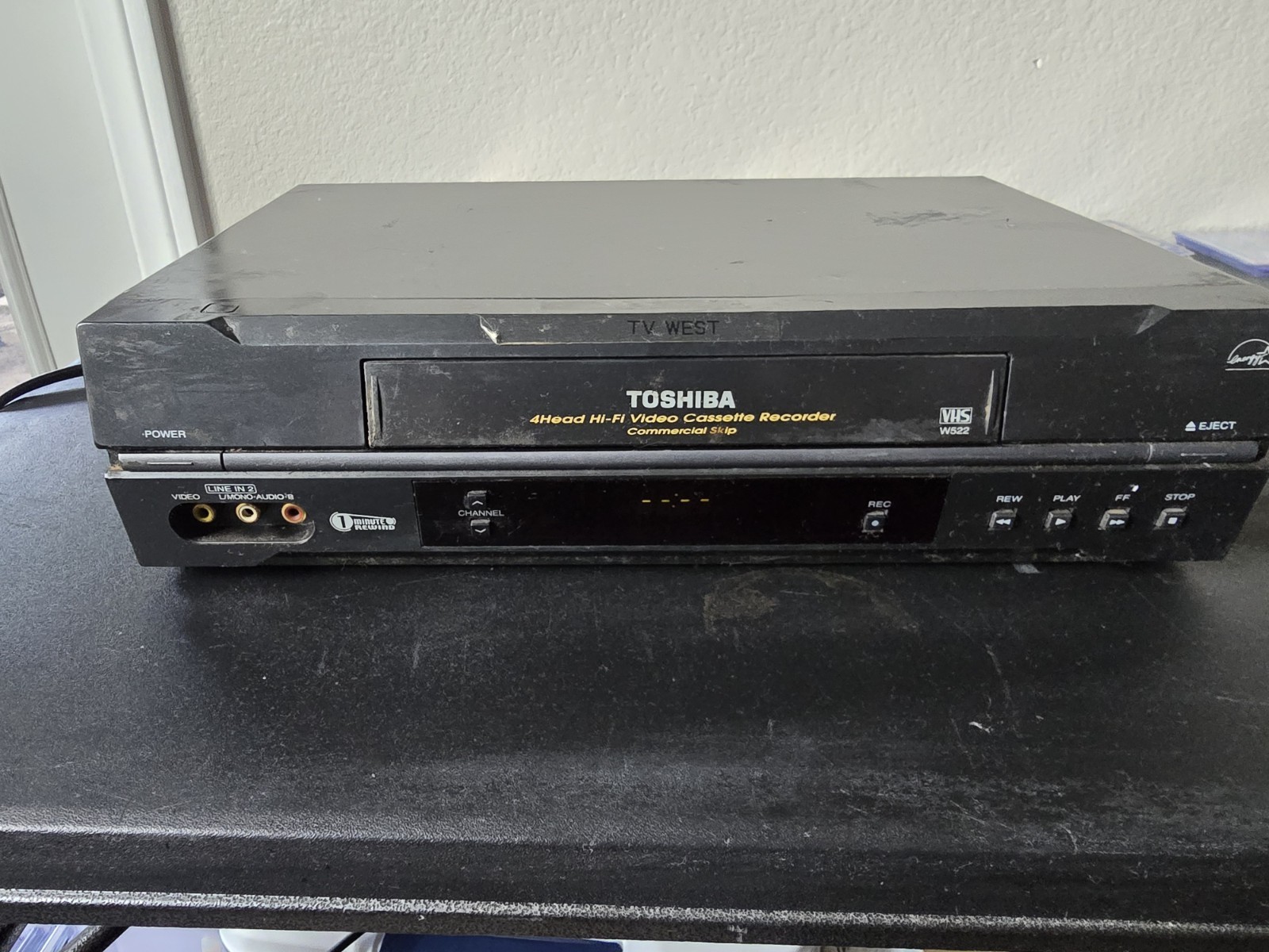 Toshiba W-522 VHS VCR 4-Head Hi-Fi Commercial Skip Tested Working No Remote