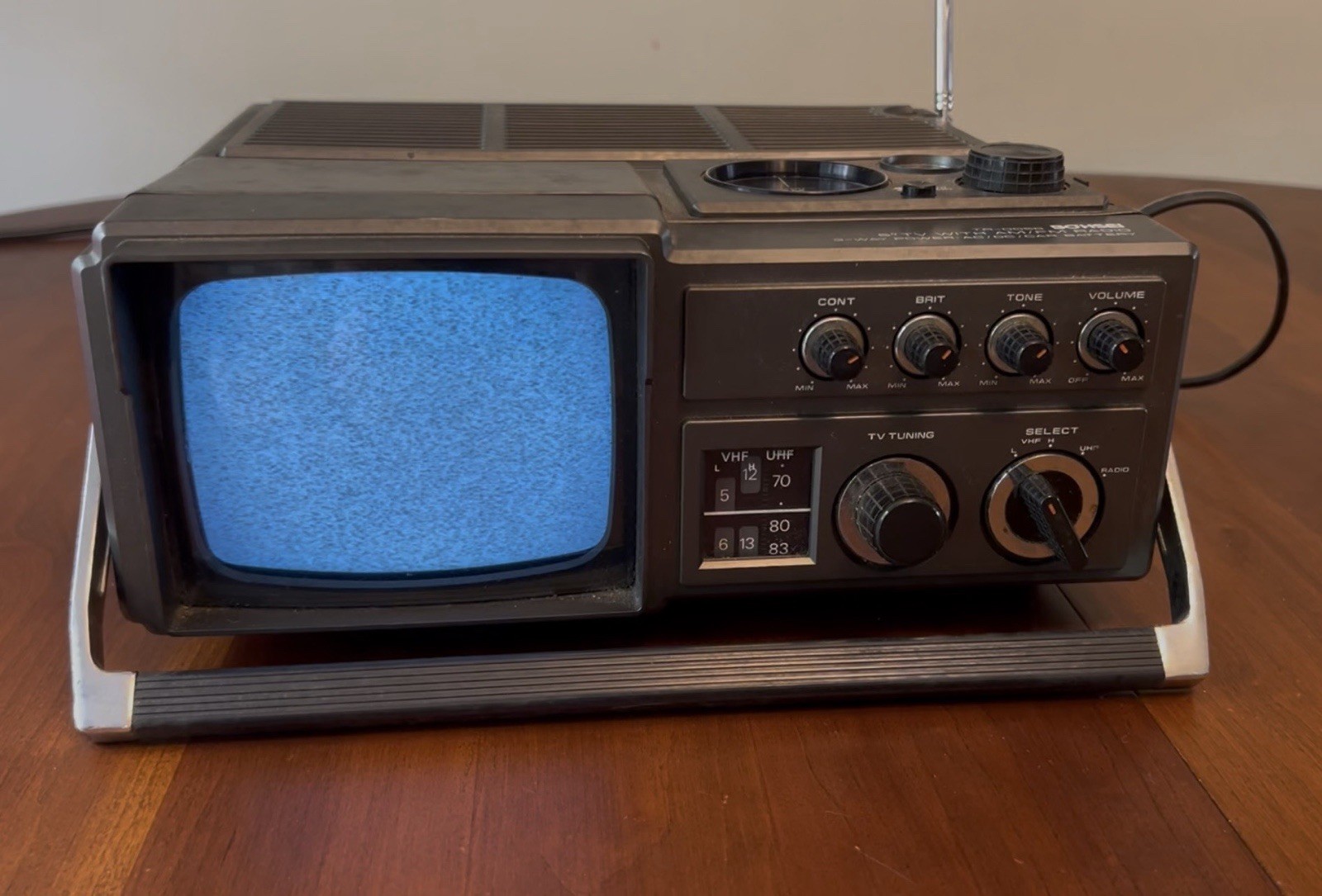Vintage 1982 Bohsei TR-0058 Portable 5” TV W/ AM/FM Radio VTG 80s TESTED WORKS