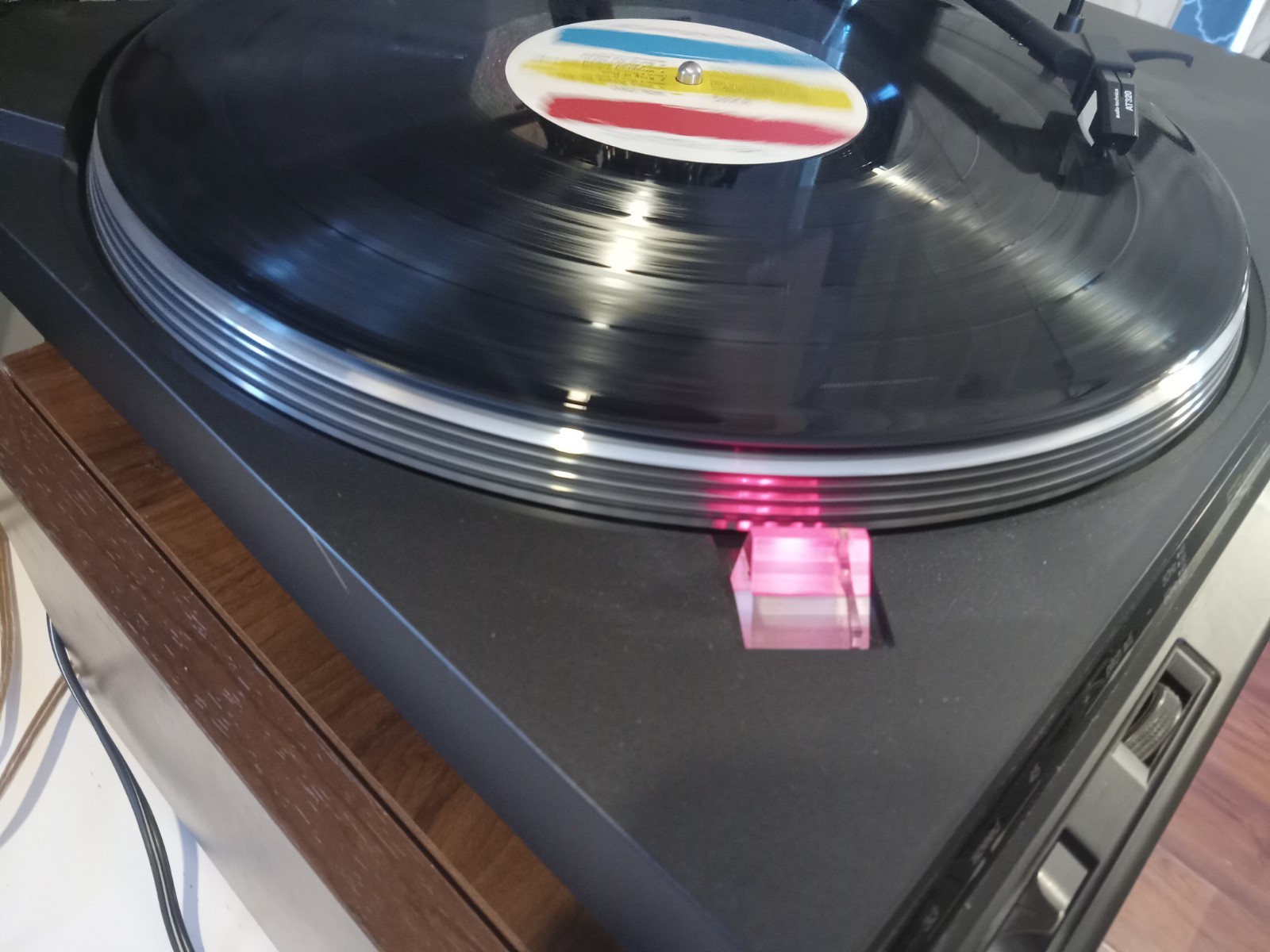 Nice! Clean! Working! Vintage Technics SL-8022 Direct Drive Automatic Turntable